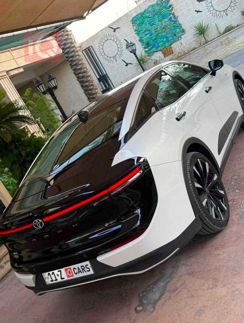كراون ماجستا 24 مكفولة ماشي 11 الف مغلفة ppf 
السعر 40,500$
***********
