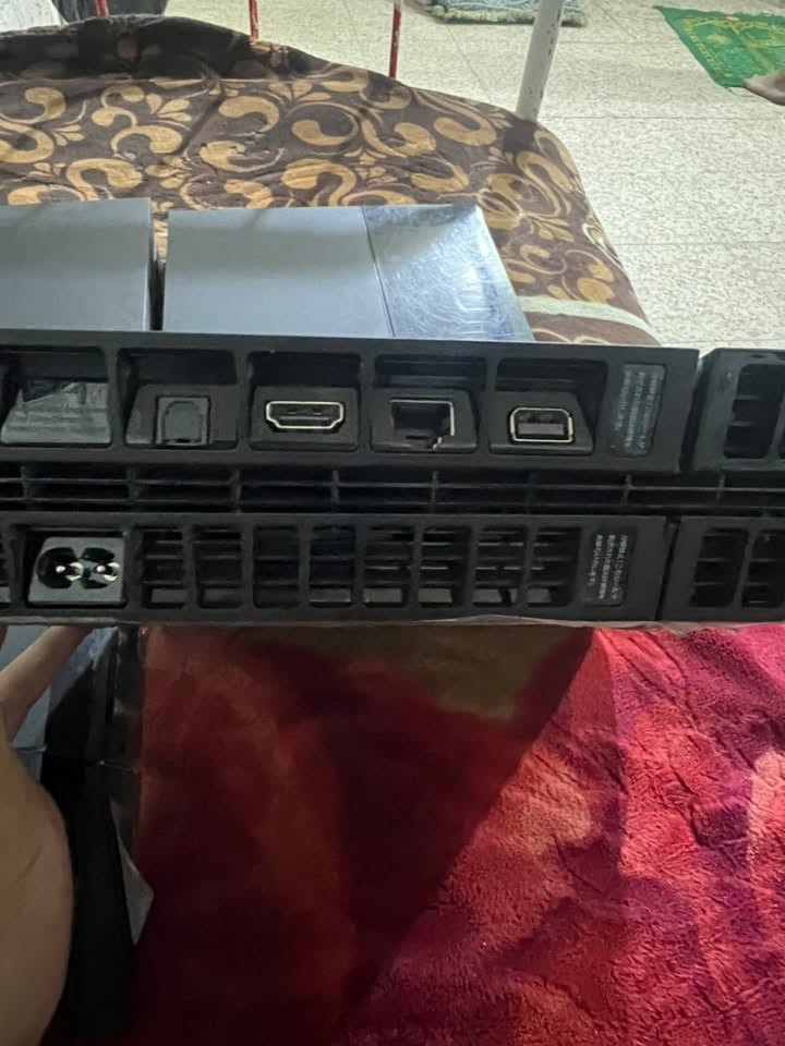 4 بليات نضافه ٩٩ ممفتوحات
بلي فور فات مهكر قرص مع كامل ملحقاته يوبئس الاصلي ويدات 2 مع كل بلي السعر الواحد ٢٧٥ قفل

ستفسار ***********
