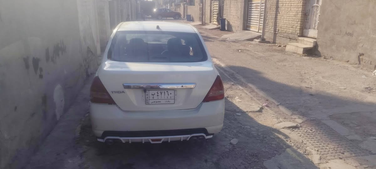 السلام عليكم
نيسان تيدا موديل ٢٠٠٩ بيه كازكيت السيارة موضحة بل صور تحويل ثاني يوم سعره ٥٥ وبيه مجال حك الجية للإتصال على الرقم ***********
