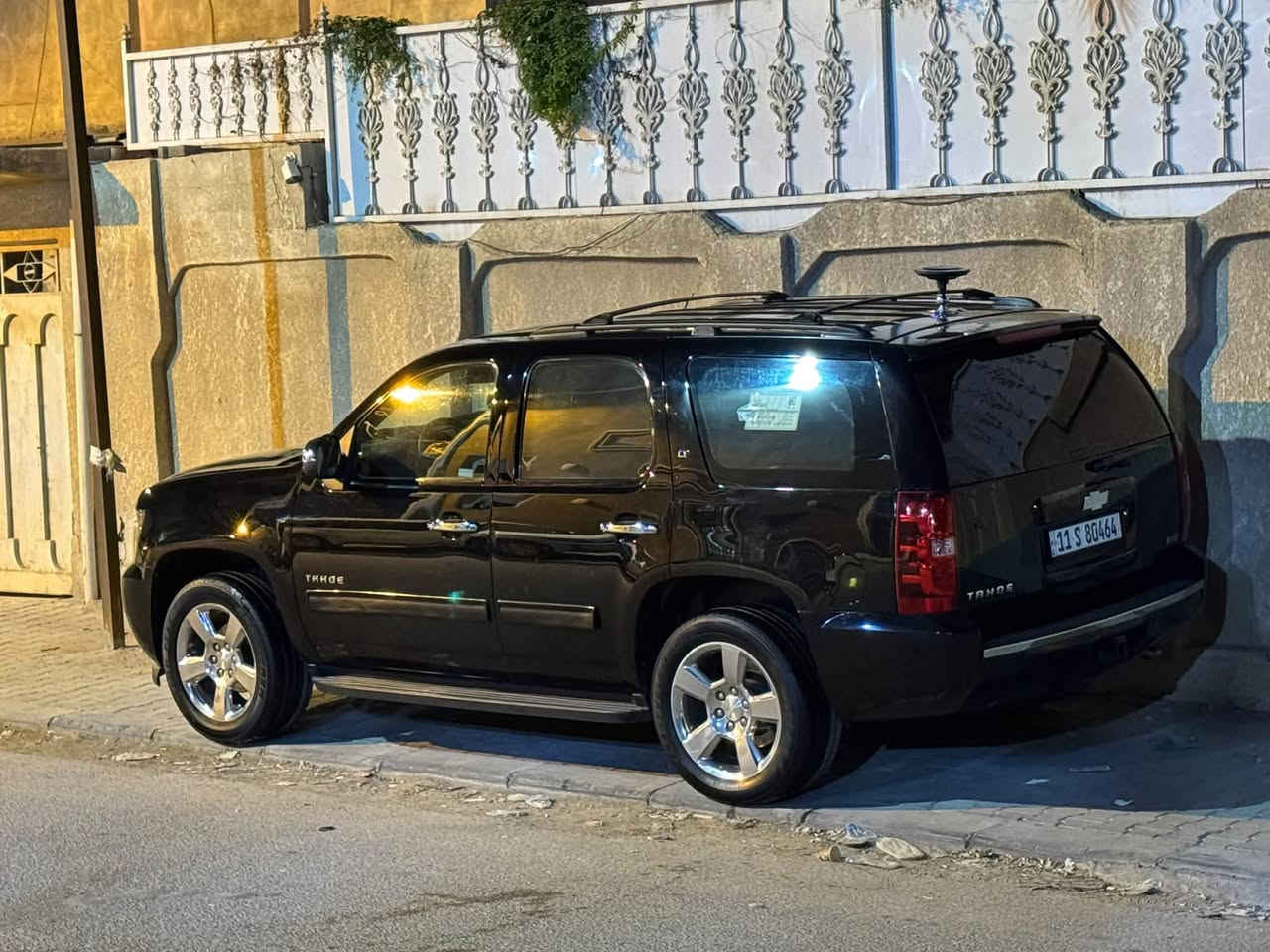 تاهو وارد كندي بدون حادث
فقط بيع 
مواصفات LT 
اتحده كل تاهوات بهاي نضافه بهاذا مديل
.مديل 2010
.3شاشات كاربلي
.تحكمات ستيرن مثبت سرعه
v8 5.30 
‏.ويل شادله  2020 
.كامره خلفيه
. مانع أنزلاق
.منضومة زنون 400$
ملاحظه غرفة سياره مشتغليه شغل مال 2020 

كير مكينه بلاد شرط سياره متعوب عليه اهوي جديده كلش بل واقع احلى من صوره 
قبل سبوع تخم تايرات مبدل

سياره مشروع وطني رقم بغداد وين متحب حول بس شراي يتصل 
رقم تلفون *********** وتس
