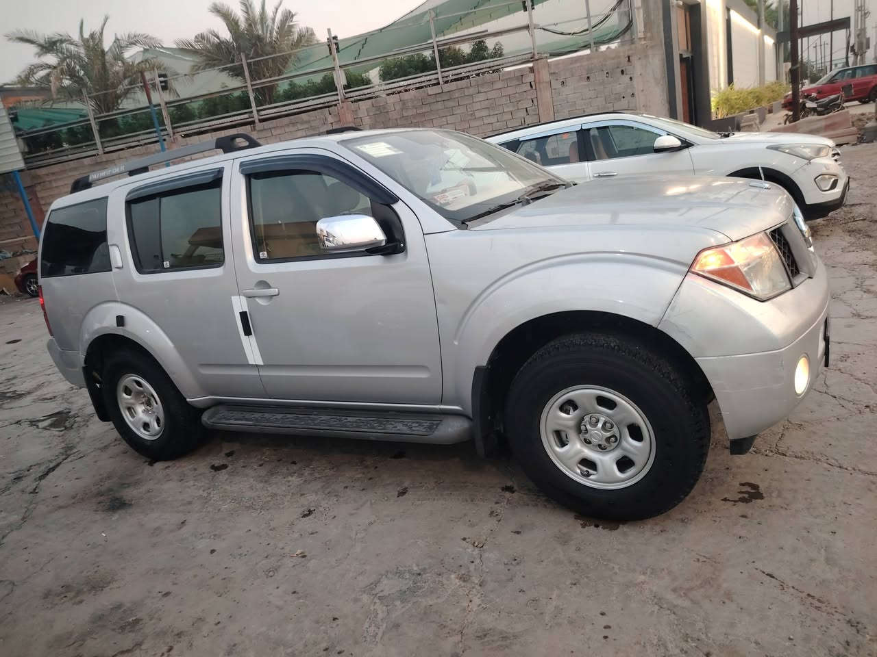 بافندر خليجي رقم بغداد ألماني مشروع وطني الرقم الجديد انكليزي دولي موديل ٢٠٠٧ السيارة مكفوله من الحادث والصبغ عدا بس بنيد بل جلاح او صبغ دعاميات السياره علئ وضع الشركه محرك ابلادي كير ابلادي صدر جديد تخم تايرات جديد كامره حساسات تبريد ثلج السياره جاهزه من كلشي اي نقص مابيه السعر ٨٠ او بيه مجال بسيط الاتصال على الرقم ***********
