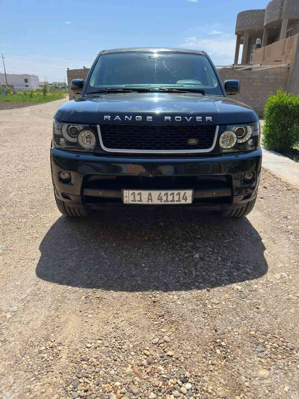السلام عليكم للبيع رانج روفر ٢٠١١
السعر 145  وبيه مجال للشراي 
***********
خليجي وكالت سردار السياره ماشيه ١٥٠
رقم مميز تحويل 
السياره بيه جاملغ أمامي مصبوغ كلير بدون حادث ولا معجون ولا بارد كير محرك مكفولات 
محرك العادي مو سوبر المرغوب 
بيع مستعجل
