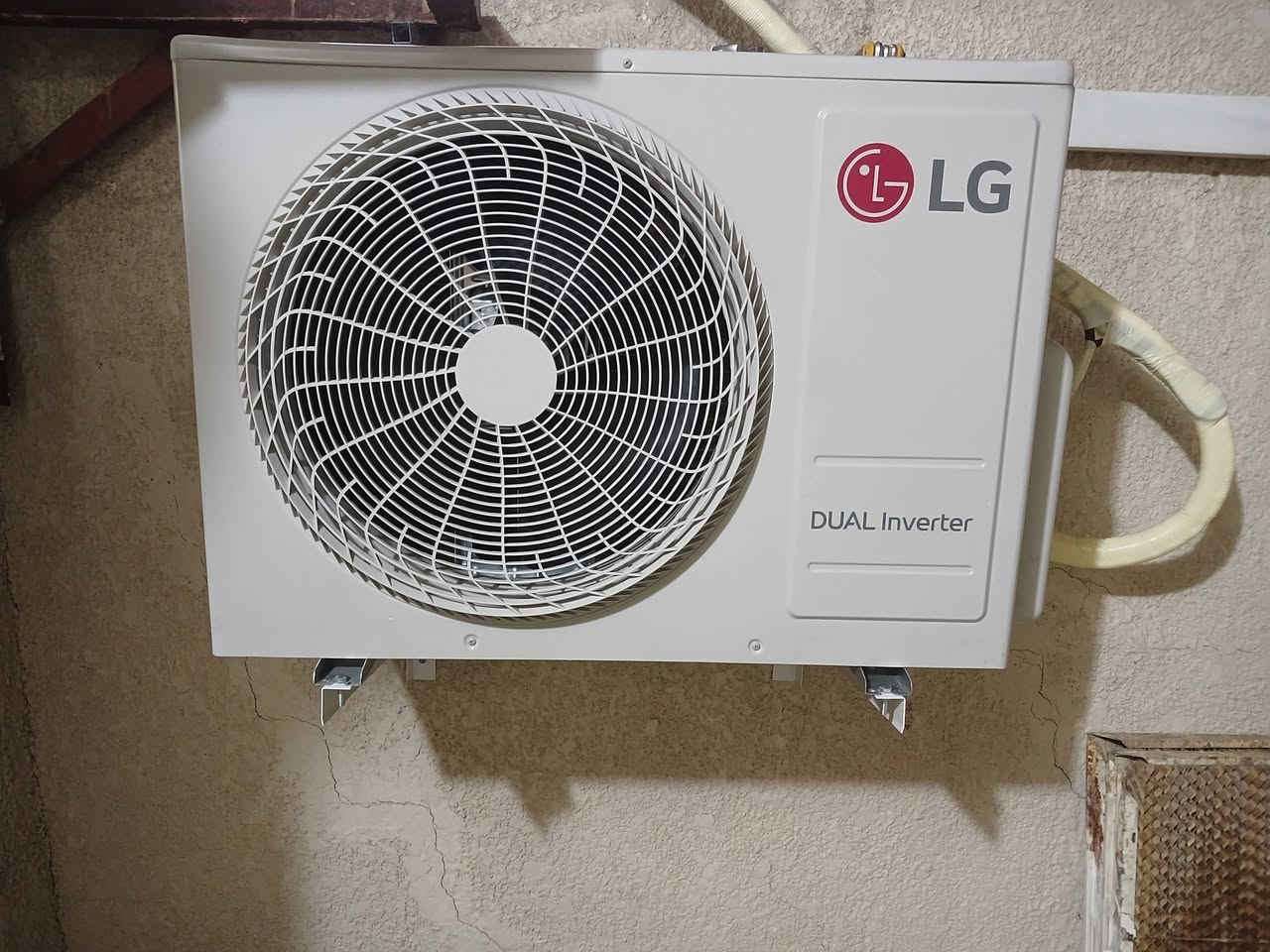 سلام وعليكم
تم نصب سبلت نوع LG انفيرتر في منطقة الدوره

ويتوفر

❄️ صيانة | تنظيف | شحن غاز | نصب 💯

🔧 خدماتنا:• تصليح جميع أعطال السبالت• تنظيف وغسل كامل (داخلي + خارجي)• شحن غاز نوعية ممتازة• نصب وفك سبالت• فاكيوم

📍 الدورة 

📞 للاتصال:***********
