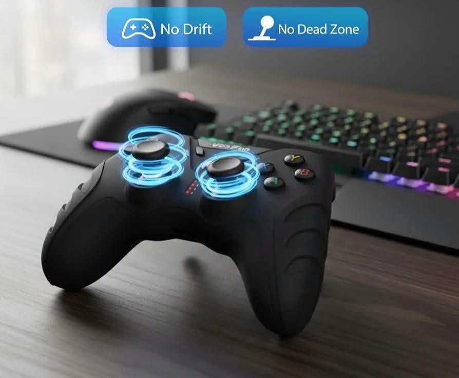 جوستك وايرلس VOOFUN 🫡🔥
وايرلس 2.4G USB ✅

متوافق مع 
PC✅windows✅PS3✅ ANDROID TV ✅ steam ✅

گير بدون درفت و بدون dead zone ✅

دبل اهتزاز ✅

شحن يدوم اكثر من 10 ساعات ✅

السعر 20 الف فقط 🫡🔥 

توصيل جميع محافظات العراق 5 آلاف 🚚

للأستفسار والحجز التواصل واتساب 📞 

***********

عنوان المركز: بغداد الحريه الثانيه شارع الحريه الثانيه قرب مكتبة الكروان مقابل صيدلية العنفوان مركز شمس للموبايل

نص مكتوب في الصور:
- مركز شمس SHAMS ELECTRONICS & MOBILES جوستك وايرلس PC - PS3 - ANDROID TV السعر 20 الف فقط *********** | shams_canter0@ | بغداد - الحرية الثانية - شارع الحرية الثانية
- No Drift No Dead Zone
- Ergonomic Design Durable ABS Material, Non-slip Grip Note: Press the 'SELECT+L3' button at the same time to turn off the controller