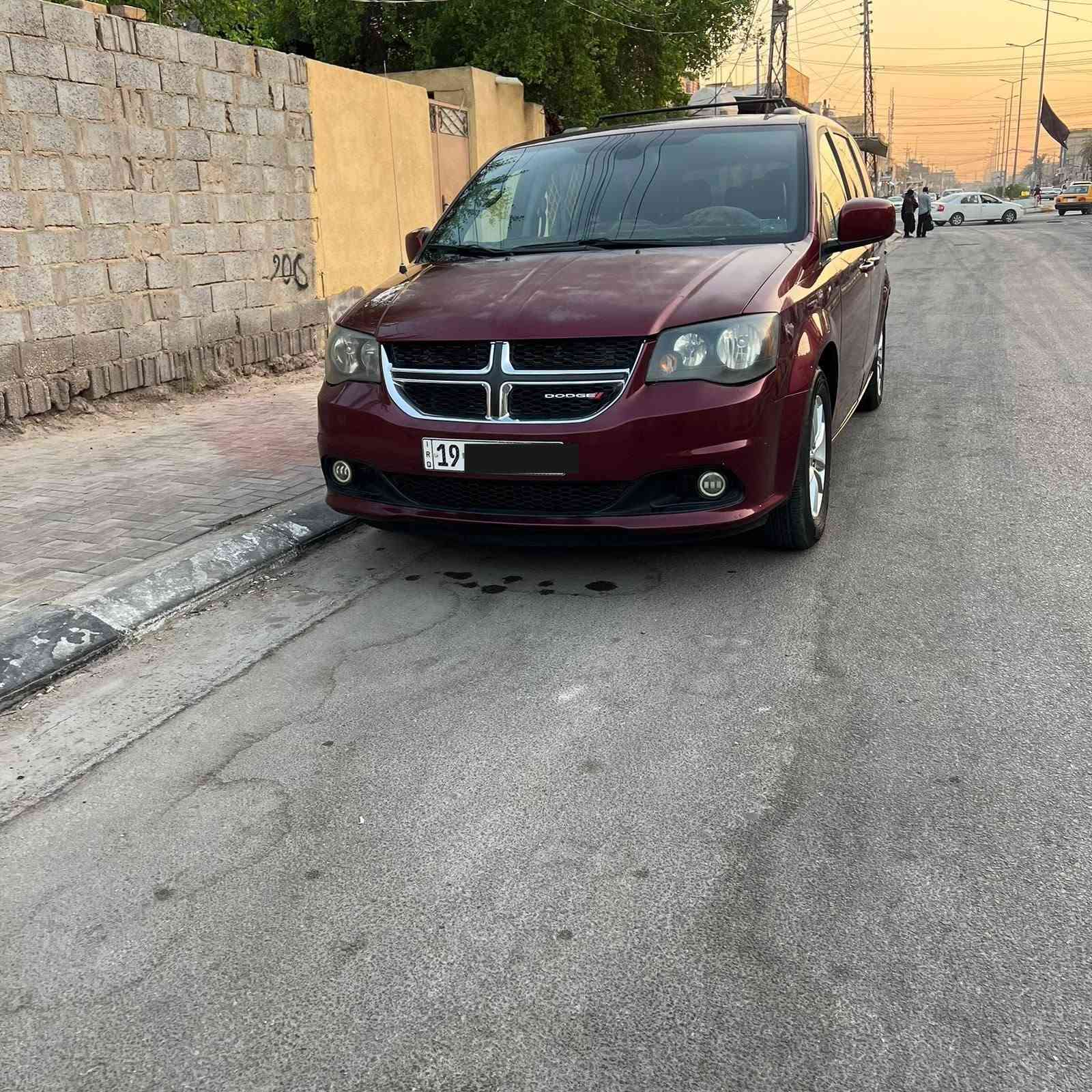 سلام عليكم
بيع مستعجل ✅
السعر 170
دوج كرفان 2020 رقم كربلاء باسمي
مكان السياره كربلاء
بيبان وجنطه كهرباء
جام 6 كهرباء
كشنات قلاب
حساسات خلفيه
شاشا قلاب
منضومه زنون
منضومه غاز 80 لتر جديده
حادث جاملغ وبنيد
السعر 170
تليفون ***********
غير متواجد على الفيس مكلف بل نشر 
غير متواجد على الفيس مكلف بل نشر
