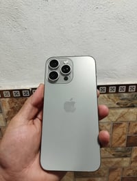١٥ بروماكس • بطارية ٨٦ • ضهره مبدل