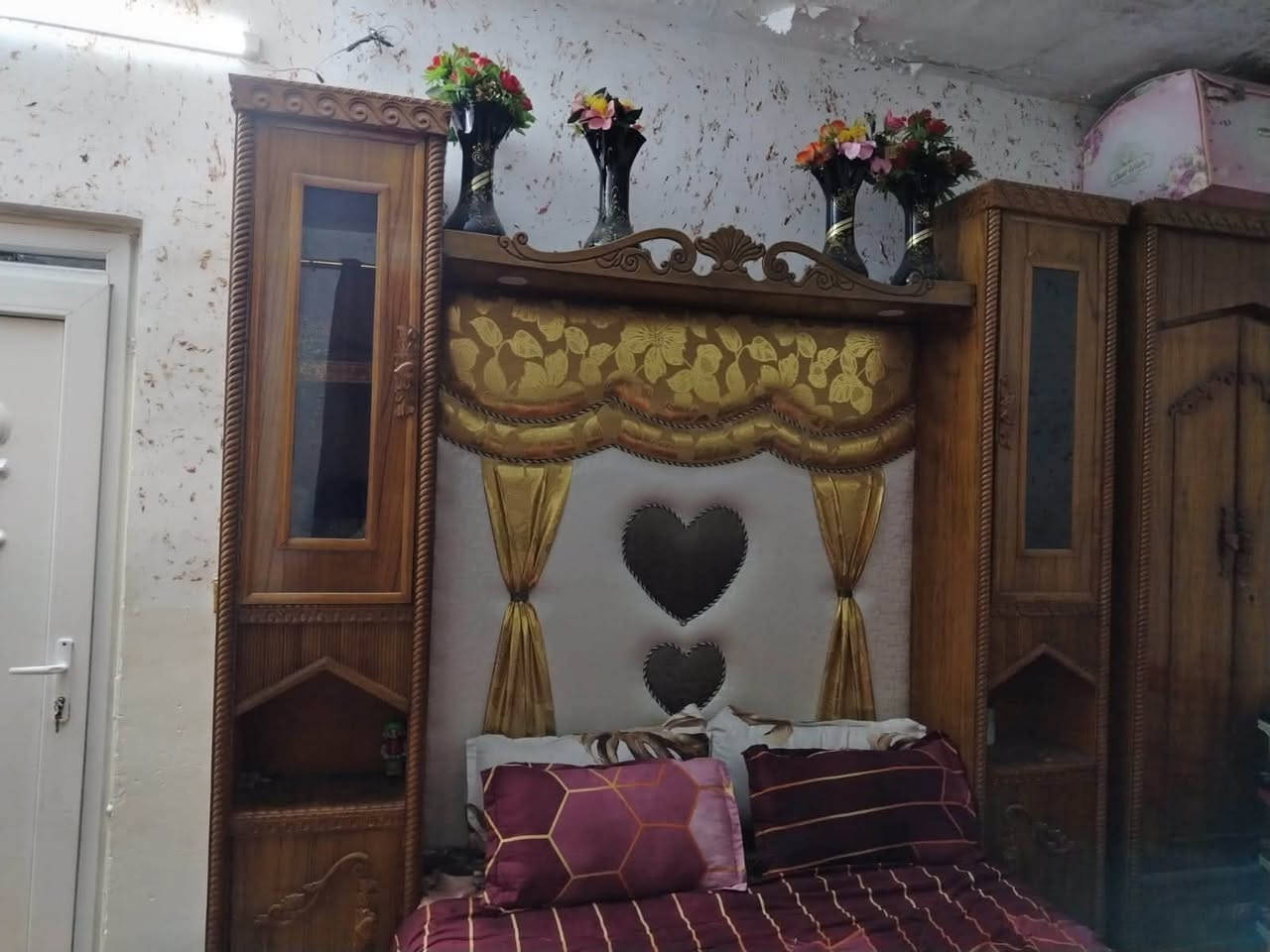 السلام عليكم غرفه نوم فصال مستخدمه شي قليل بسعر مناسب تواصل هاذا الرقم ***********
