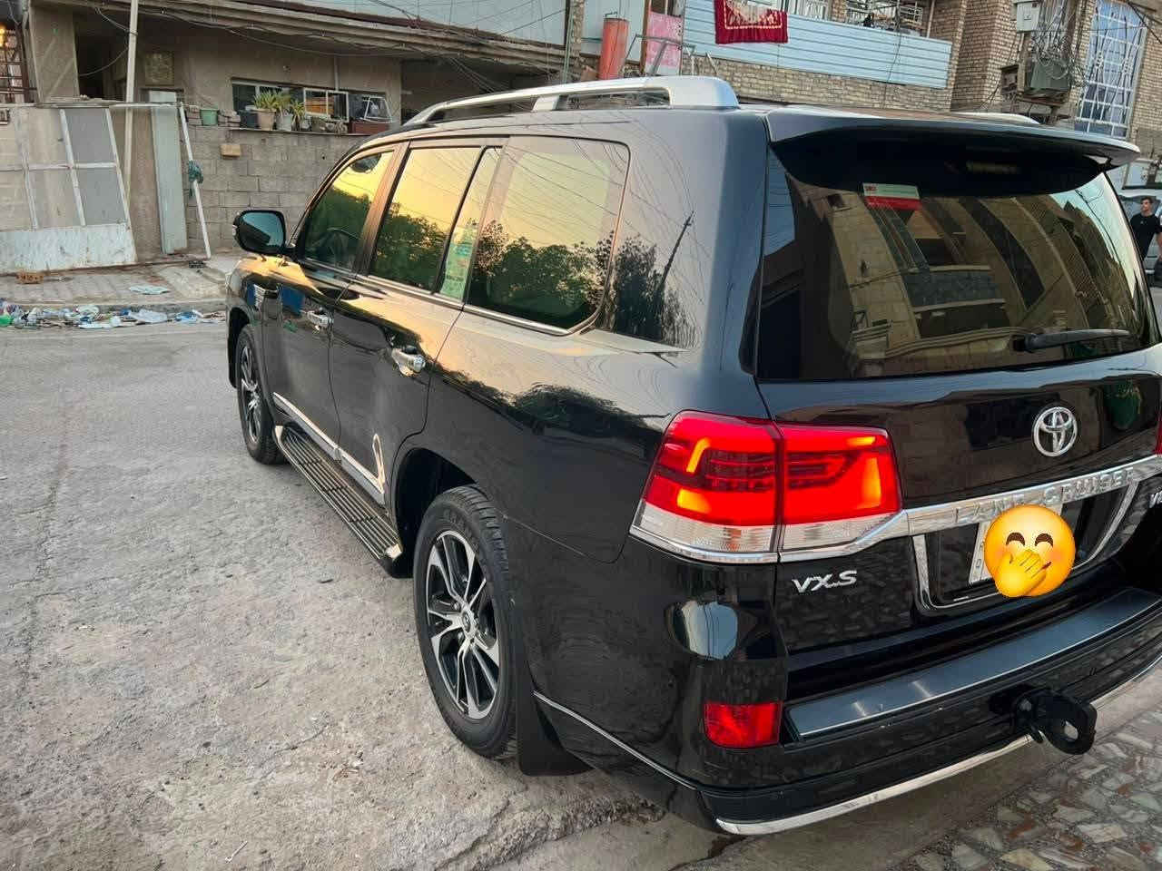 لاندكروز • ٢٠١٩ • رقم بغداد دولي