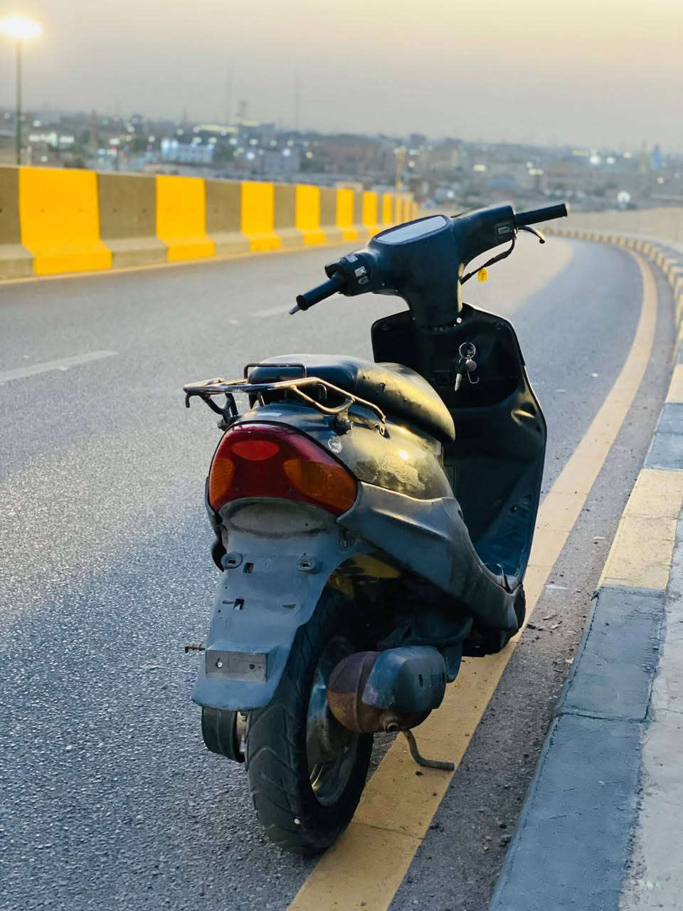 دراجه بيجي لبيع مجفته تجفيت كلش نضيف عداد مال  بانزين وسرعه لايتات هورن شغالات شلعه ومعدل سلف شغال  بس عوزه باتري 
مكاني سماوه تواصل واتساب ***********
