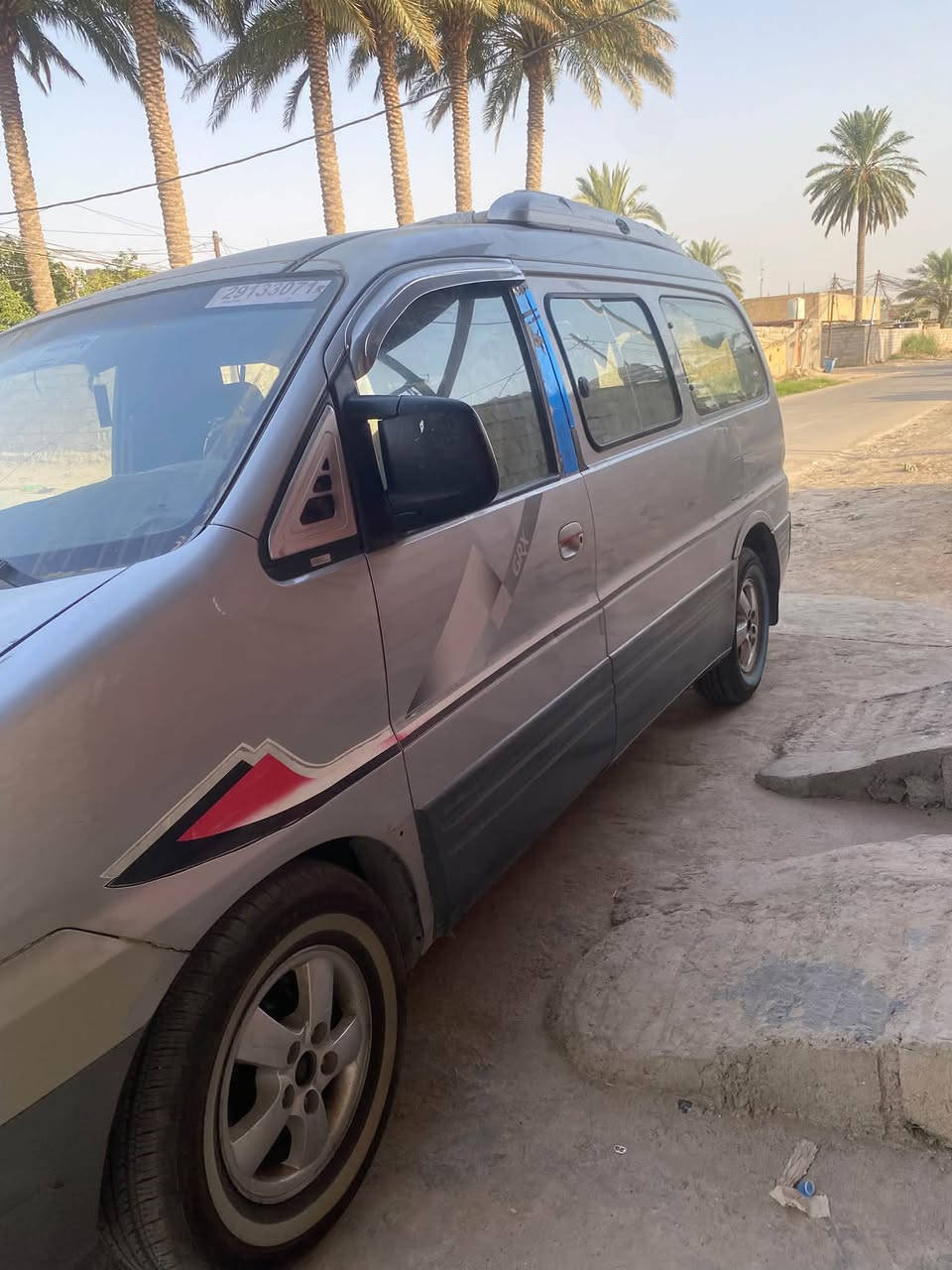 ستاركس محرك جديد طابوكه جديده لا تنفيس ولا تبخير  حداديه جيده كير.  اوتو  حاله جيده دوشمه جديد تخم تاير جديد   80 وبيها مجال تفاصيل اكثر  واستفسار.  اتصل ع رقم ‭***********‬

