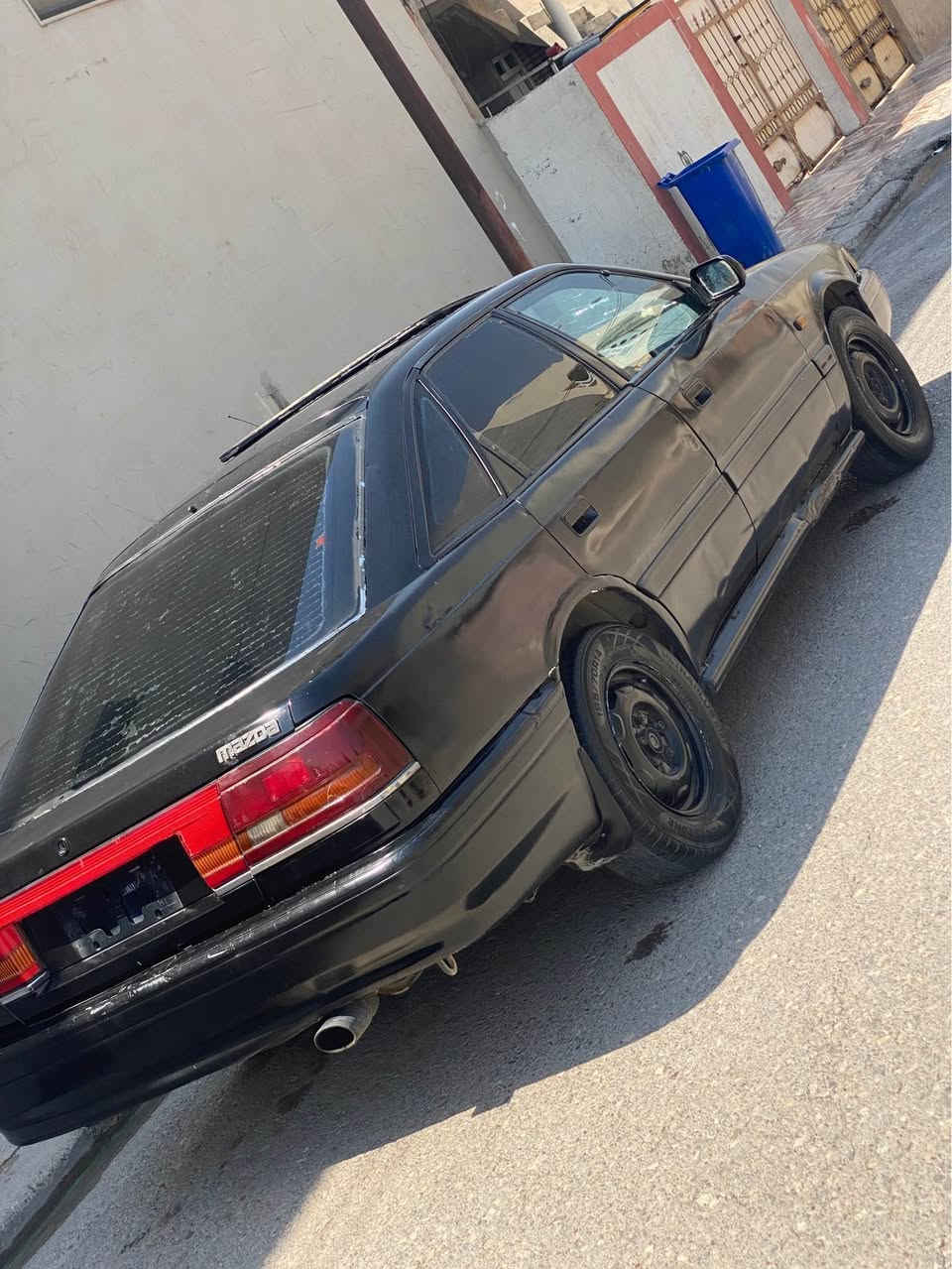 سياره مازده موديل 1992 مةكينه 12 كابريته ده ژه به نزينو سناعه گيرعادي سنوي كه سك ته قورقي نيه كيشي نيه هي ماله سياره كه مال كاسبو فقيره 
شوين هه ولير قه زاي خه بات 
سعربن بلاش 11كمه ك معامله
رق***********فاير واستاب
*********** أربيل, العراق
