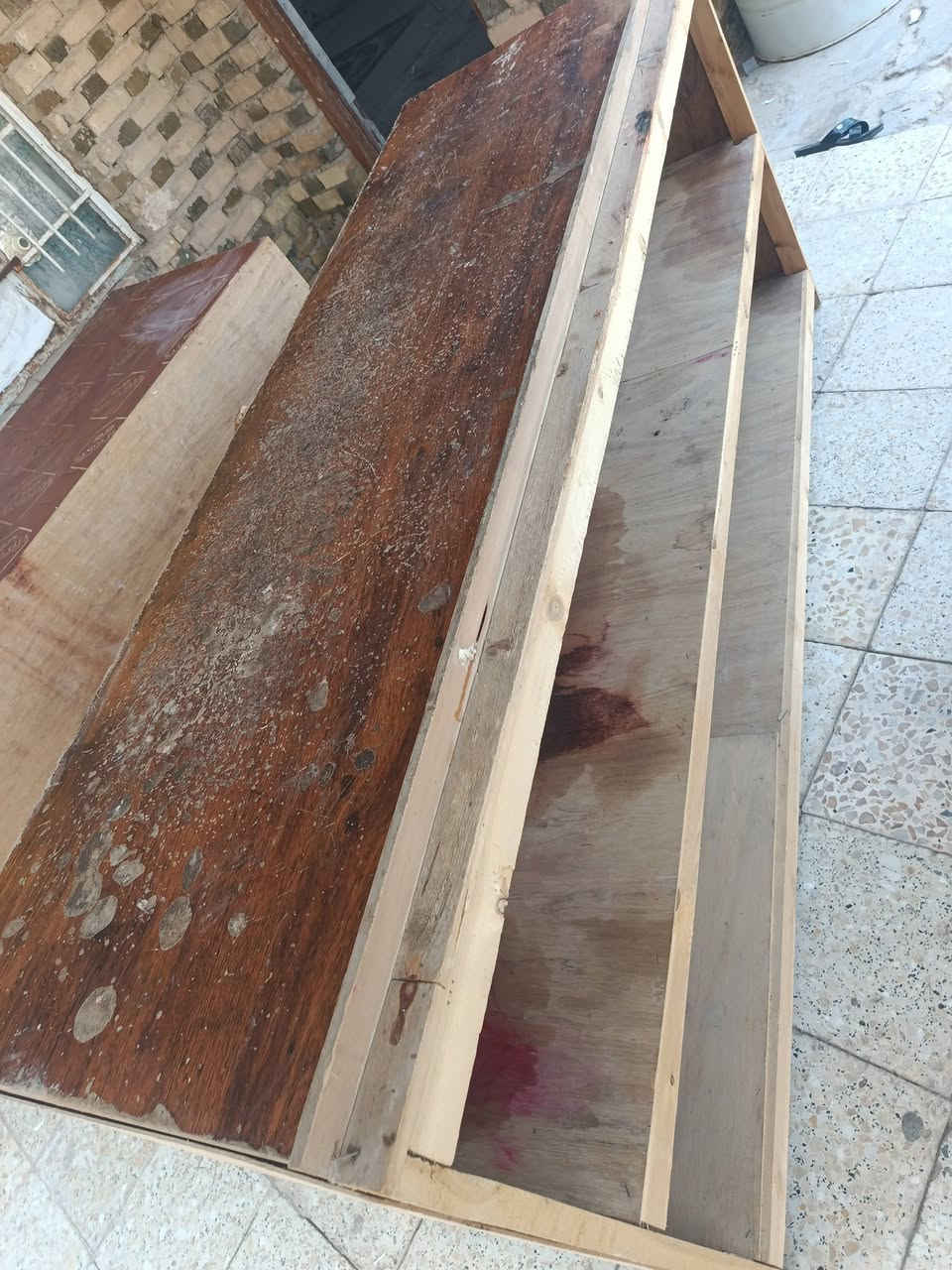 ميوزه خشب عدد 2 تزكام 
للبيع
 السعر 80الف
