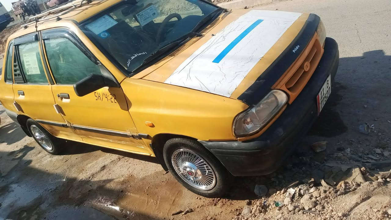 موديل 13 مكينه وكير مكفولات شواصي نظاف معمره خياسات خلفيه تعمير حلو مصفره هيه وغرامات تحويل ثاني يوم مكان السياره الشعب حي اور السعر 25 وبيهه مجال للطيبين ***********
