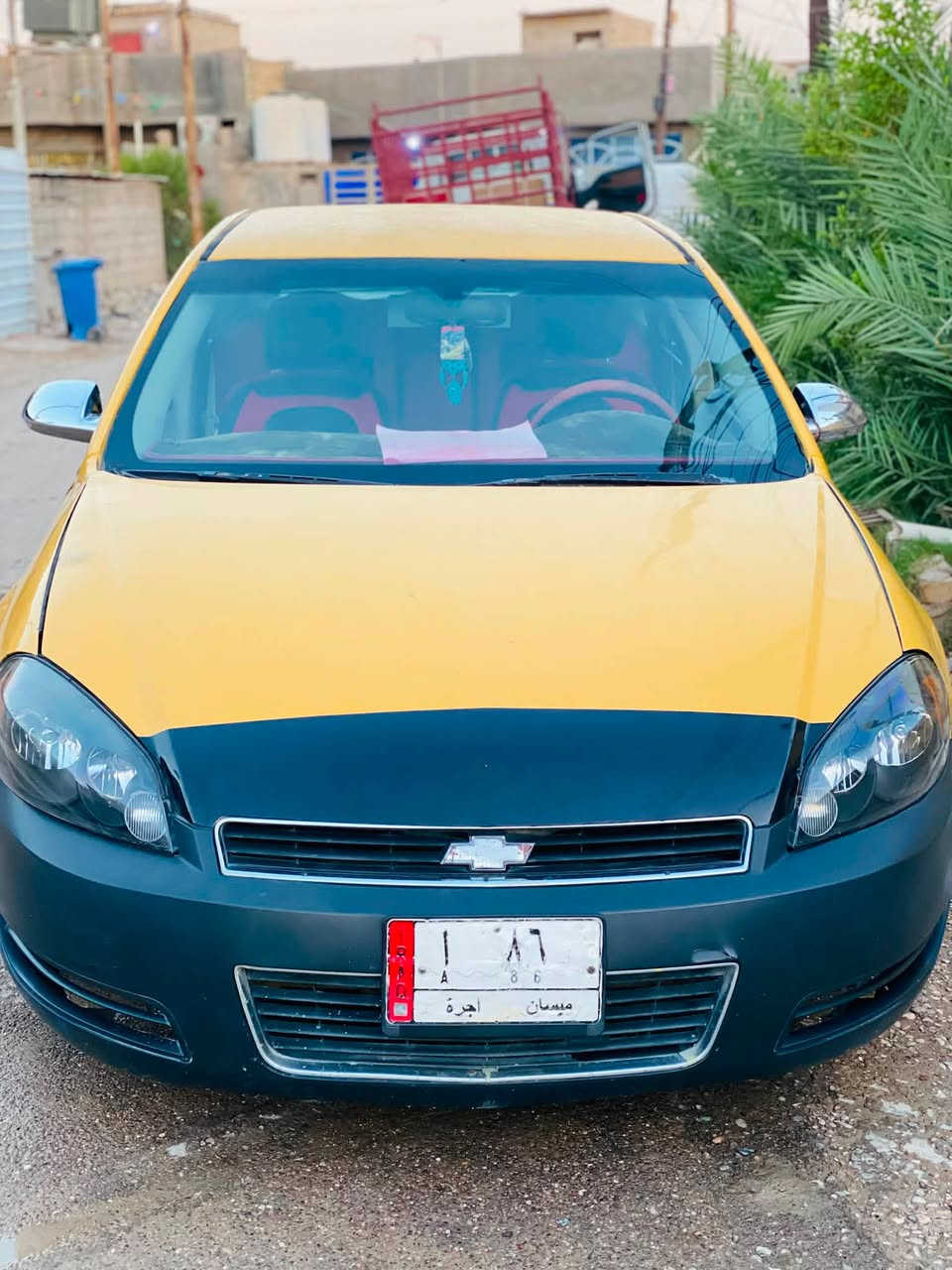 السلام عليكم سياره امبالا موديل 2008 محرك 3500 تخم تاير جديد دوشمه جديد مكينه كير مكفولات ضربته جاملغ خلفي رقم ميسان مميز  بسمي جاهزه السعر 45 بيه مجال مكاني بغداد النهروان ‭***********‬
