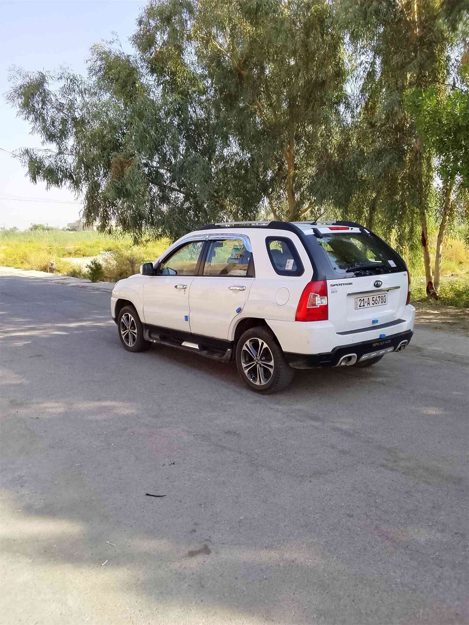 سبورتج 2009 خليجيه داخل بيجي جديده وجاهز مكفوله من لصبغ بيها بارد بلدوسه وفاتحين لباب مكفوله من كلشي محرك 2000 رقم سليمانيه سنويه جديده تخم تاير تبريد صدر كله تمام لسعر ،115 وبي مجال قليل عنوان ديالى تصال فقط كلشي موضح يمك
