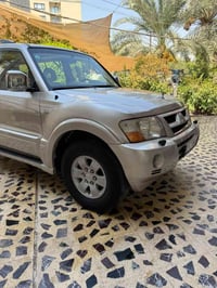 باجيرو ٢٠٠٧ • محرك ٣.٥ • فتحة سقف