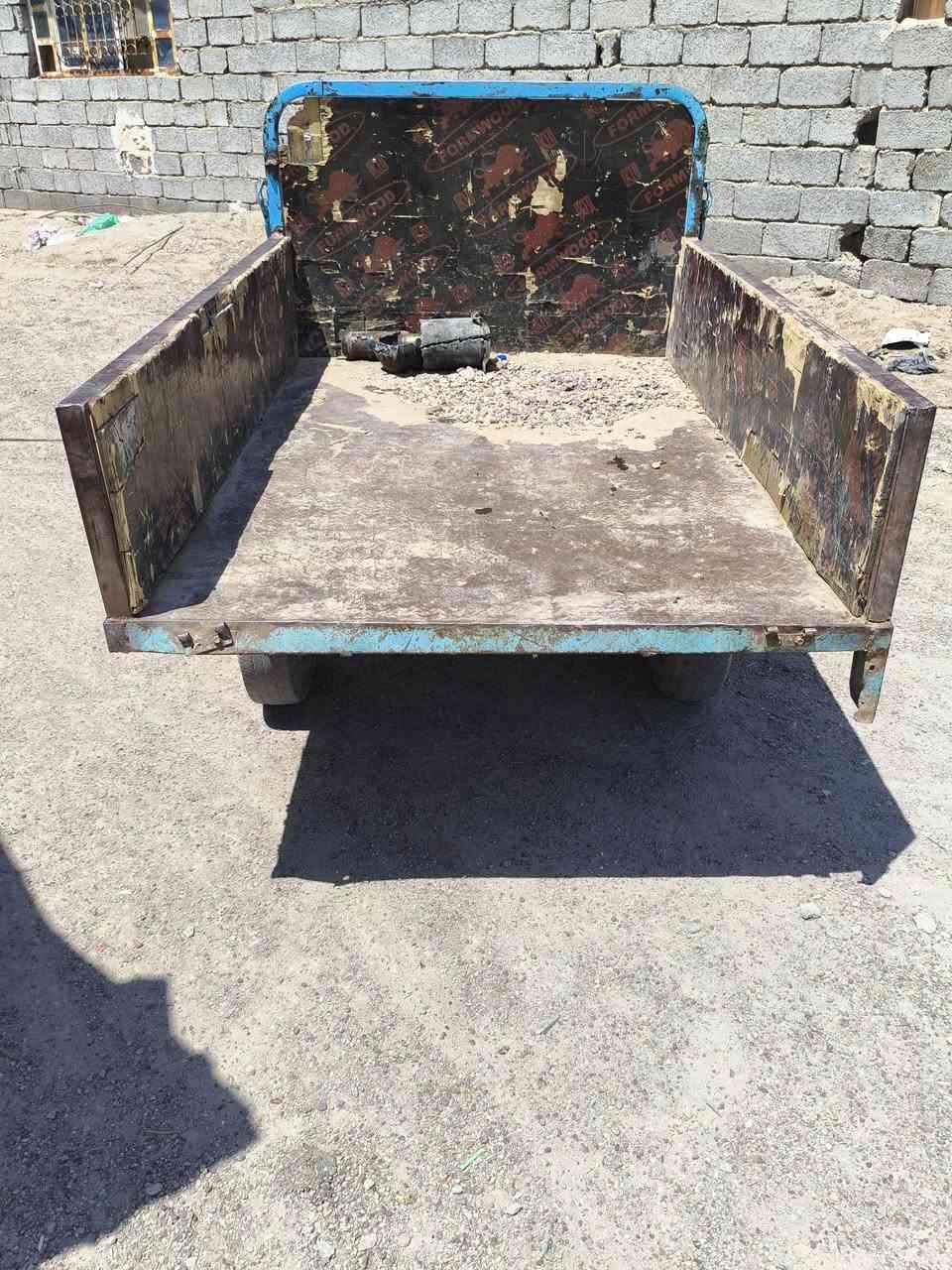 السلام عليكم
ستوته دايوان للبيع ستوته نضيفه 
كامله بدون نقص شغاله 
محرك دايوان 200cc  
ستوته كامله بدون اوراق مكفوله من سرقه 
مكاني:  بغداد التاجي يم سوك التاجي 
سعره:  550 وبيه مجال للطيبين
رقم + واتساب ***********

