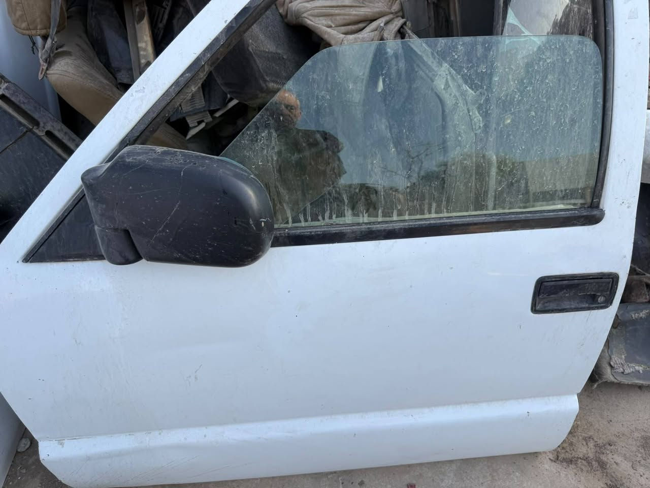 غراض بلايزر ۲۰۰۰ للبيع عنوان سليمانية ***********
