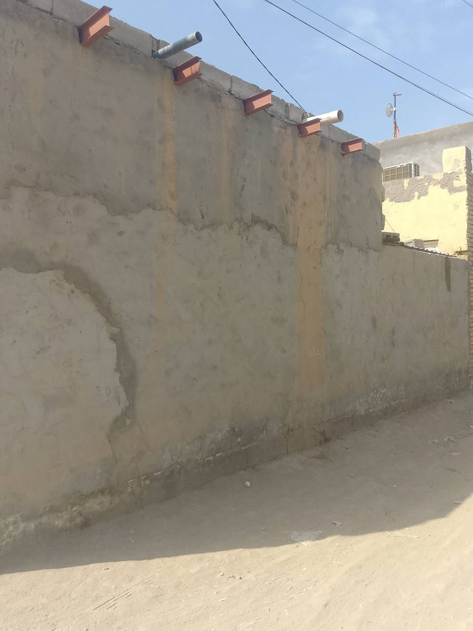 بستان حمود ال ثامر • ٢٥٠م • ٣ غرف