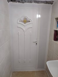 أبواب ألمنيوم • حشوه PVC • الحصوه الحولي