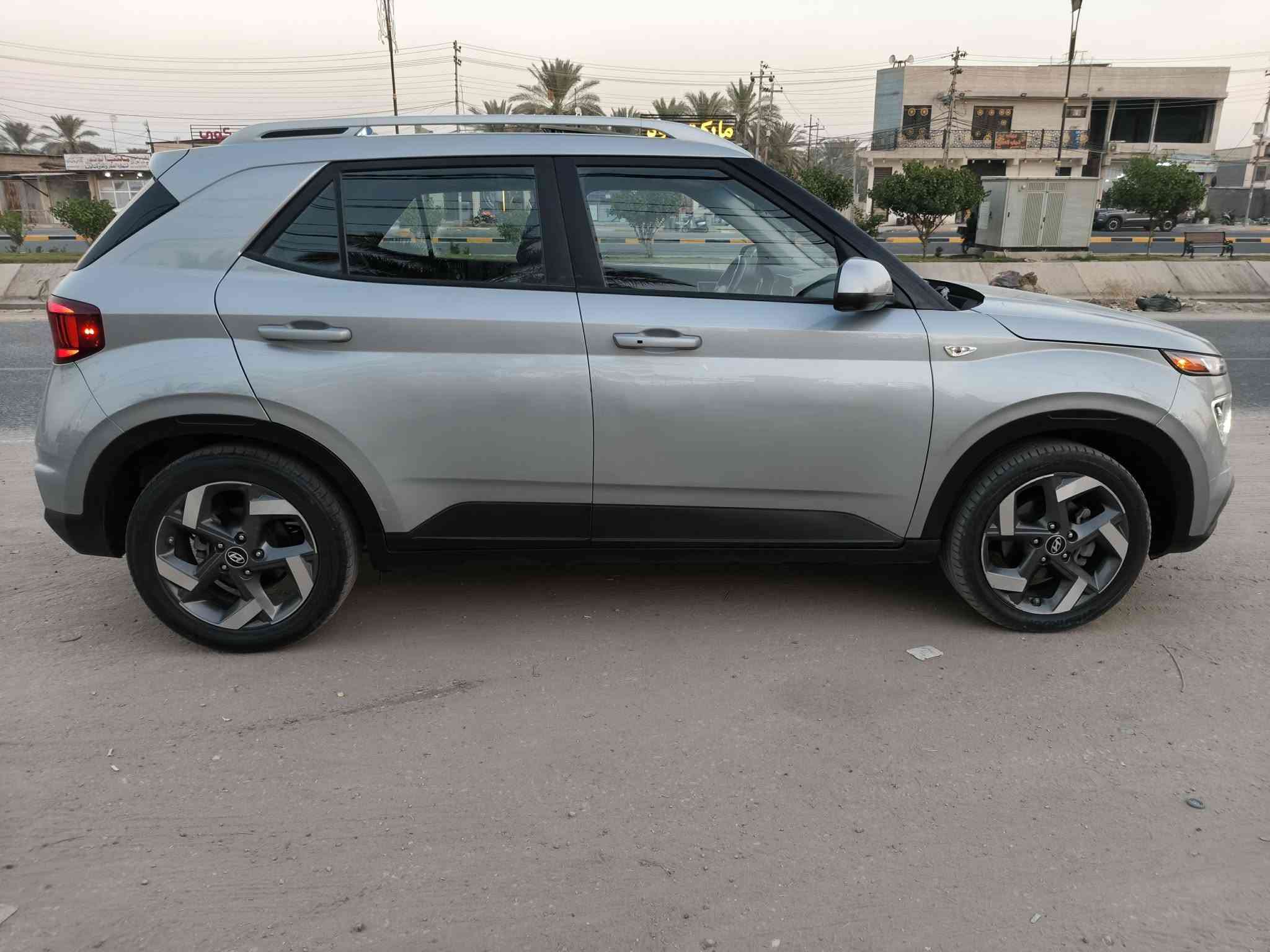 سلام عليكم للبيع فينو موديل 2021 السعر 105 رقم الهاتف *********** سياره جديده حادثه بنيد وجملغ نضيفه ماشيه 48 كير محرك حداديه تبريد مكفولات مواصفات فول بصمه فحته شاشه كامره رادار لد بلايت تحكم جبهتين ويل كب كروم توقف ذاتي رقم بغداد نكليزي تحويل مباشر ***********السعر 105
