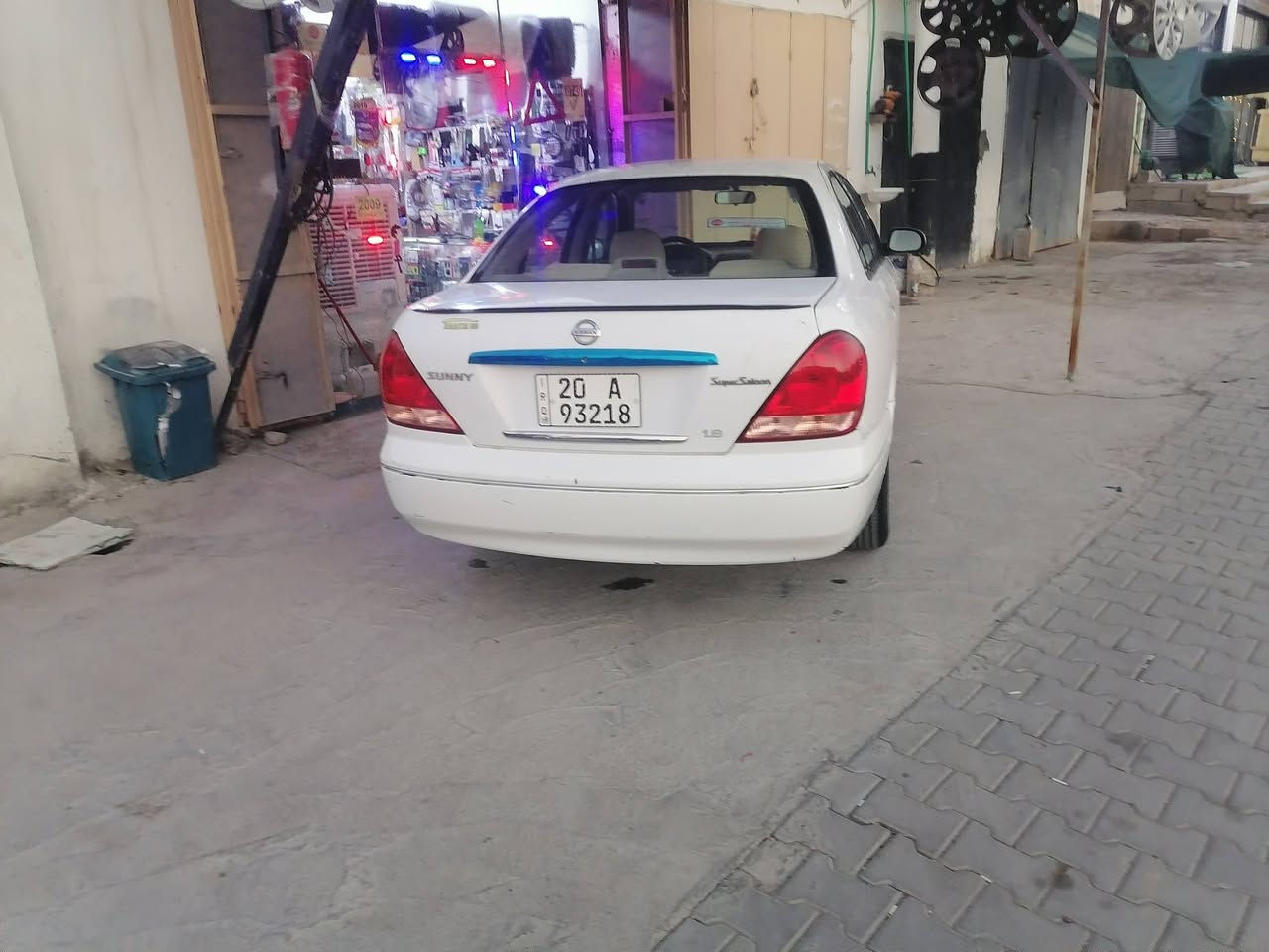 نيسان سني٢٠٠٧ قطعة صبغ سيارة بسمي جاهزه كير عادي قبق أسود سعر ٧٠ بكان تقاطع القدس ***********
