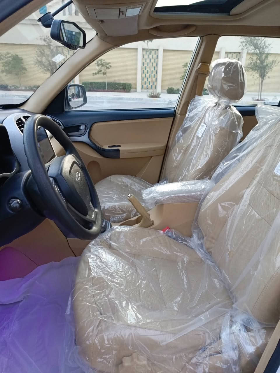 تيكو موديل 13 اصل رقم بغداد دولي بسمي الجديد هزة جديدة
السيارة كلش نضيفة واحلاه من الصور بيه ٢ قطعة صبغ

حدادية جديدة مبدله

تبريد ثلج كلش بارد

مواصفات معروفة

سلايد روف

كشنات جلد

شاشة ايباد ابل كار بلي

لدات داخليه

كامرة خلفية دوارة 

لايت متحرك يصعد وينزل

كشنات تدففه تبريد

لد نهاري

حساسات خلفية

تحكمات مقود جهتين

أدامة كاملة للسيارة

ابيع السياره شرط التحويل

مكاني كربلاء

***********
