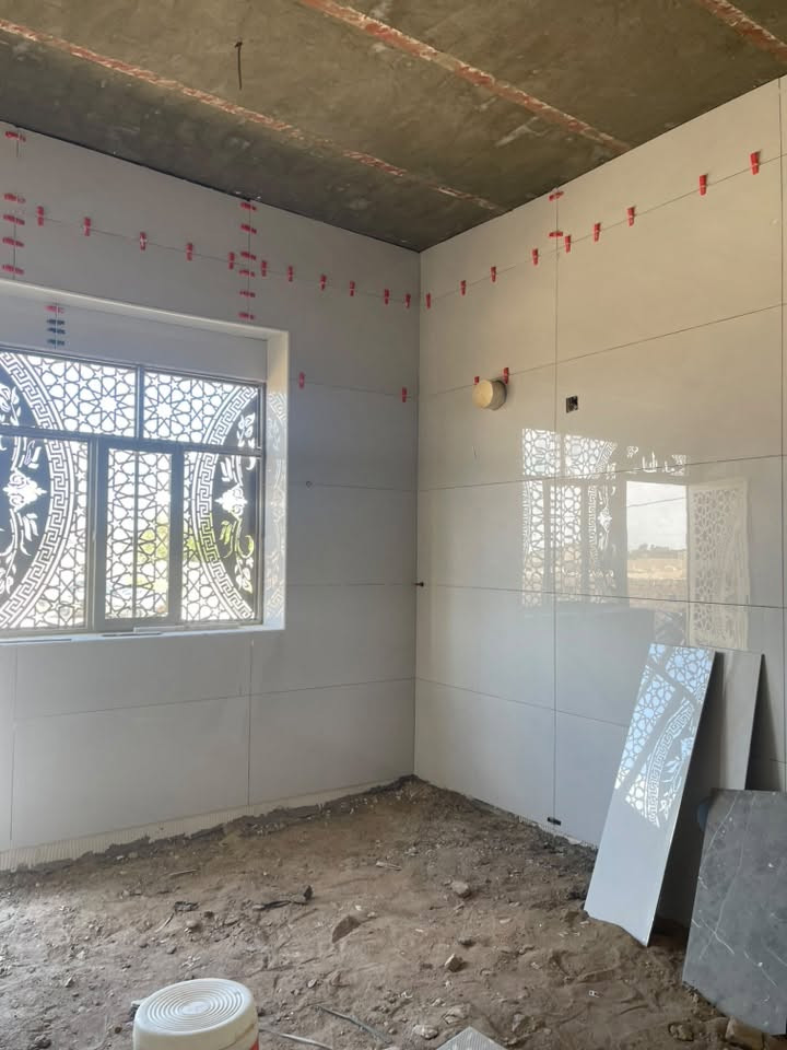 خلفه سراميك مرمر بورسلين لوح بآيات كل مايخص لسراميك شغل درجه اولى ليزر قراصات رجاج متفرغ حاليا مستعدون لترميم لبيوت *********** تواصل خاص او على رقم بي وتساب
