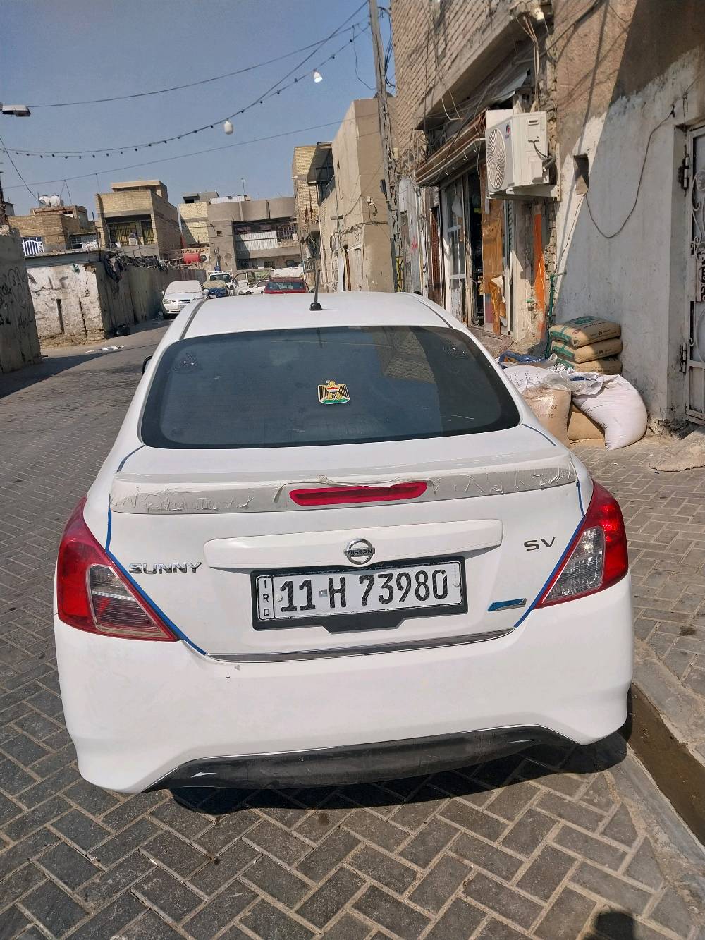 سني هندي بليته زركه موديل 2019 مال جناي سنويه باسمي رقم انكليزي  محرك وكيري وتبريد كفاله ماشيه ١٢٠ ألف سياره نظيفه بيهه ضربه بالصندوق على البارد مرجعينهه مو قويه الضربه وتجي وشوفهه بنفسك وتحكم انته افضل  السعر ٩٠ ورقه مكانهه في مدينة الصدر كياره قطاع ٦٩ قرب جامع القدس