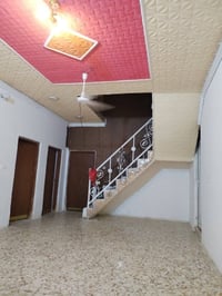 دبله شارع البصيره • ٣٥٠م • ٣ غرف