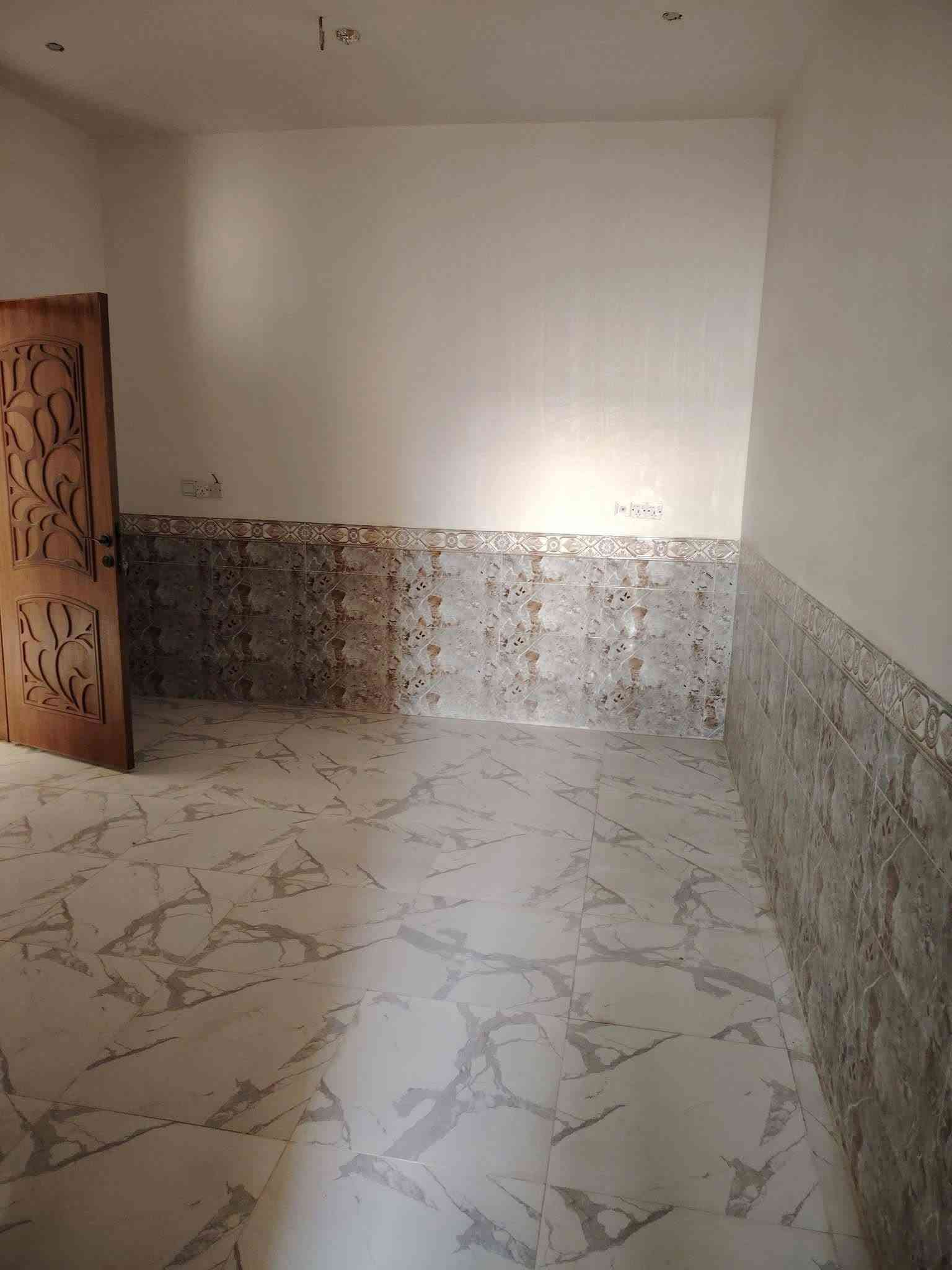 حله نادر • غرفتين • طابق ثاني