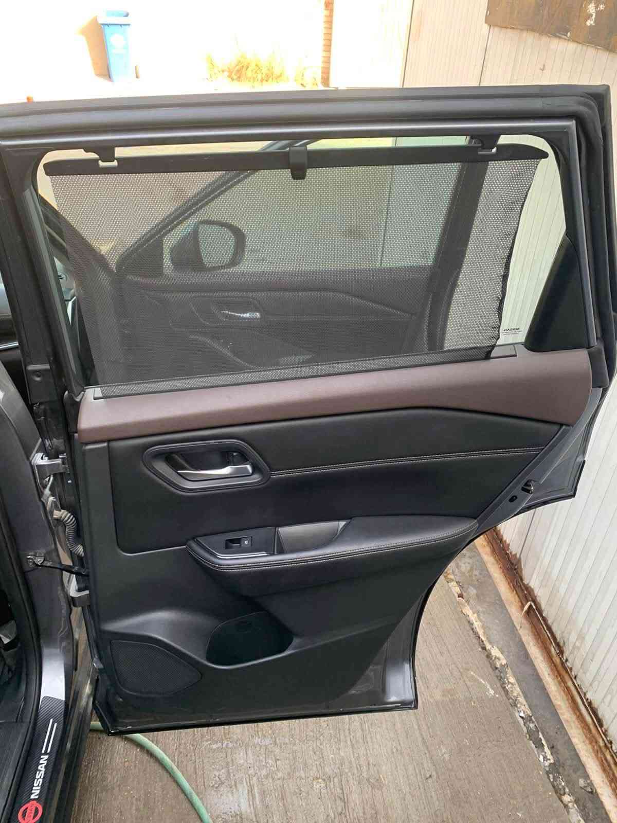 للبيع نيسان NISSAN ROGUE
موديل 2023 
لون ( نفطي ) 
سيارة فول مواصفات SV بانوراما 
سيارة مرقم ( رقم سليمانية ) 
محرك 1500 توربو 
ويل كب بلادي 
جنطه بصمه 
‏ABS بريك
تحكمات ستيرن حاكيه إتصال بلوتوث 
سماعات بالتكم
تبريد مركزي
تچوه اماميه خلفيه دوشمه كشنات 
بصمه تشغيل وبيبان 
لايت عدسه ولددد وزنون
صبغ قطعتين باب سائق وجاملغ الامامي جهه سائق 
بدون دواخل نهائي 
يرباك فقط تكمه من جهه سائق،، 
عنوان - سليمانية  لا استفسار ارسال رسالة على خاص . او الاتصال ***********
