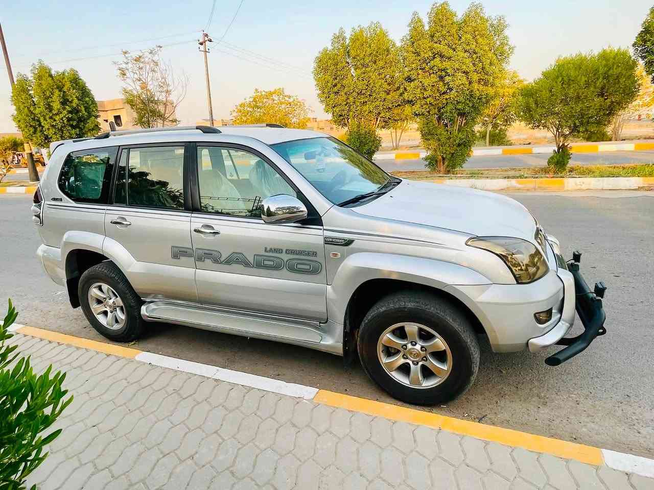 للبيع برادو GX مديل 2009   4 سلندر فول مواصفات عدا الفتحه خليجي مابيها قطره صبغ  تخم تاير ما بيها برغي نقص  السعر 167 وبيها مجال  مكان السياره صلاح الدين الاسحاقي ***********
