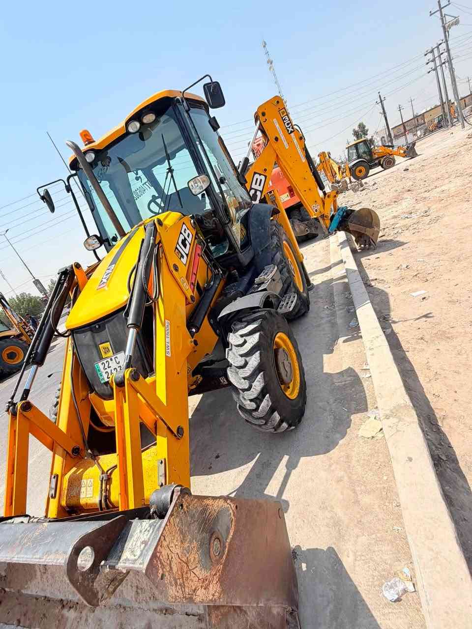 للبيع JCBدخول جديد مديل 2012 كفاله عامه مكينه كفاله من الصبغ والفطر والفتح عدد ساعات العمل 8 الف المكان كربلاء رقم اربيل ابسمي الاستفسار ***********
