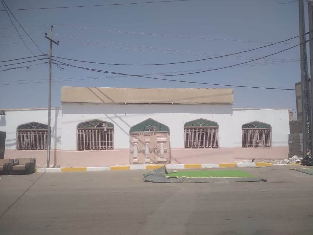 السلام عليكم 
موكب وحسينيه للبيع كافة الالصوليات وكذالك مسجله بهيئة المواكب المساحة 1250 متر  نص دونم وجه 25 متر  ونزال 40 متر عمود 767 شارع كربلاء نجف بيها اوراق اصوليه وكذالك تنازل بالمحكمه  للاستفسار الاتصال ع *********** اتصال او الوتساب ***********
