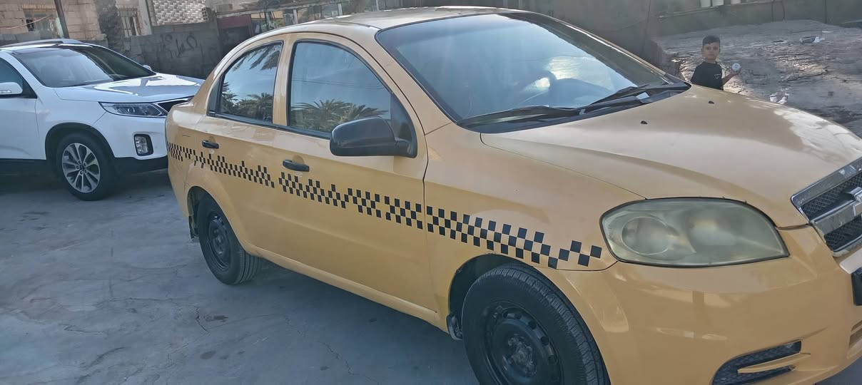 للبيع افيو ٢٠١٠ خليجي مكينه مفتوح رقم نجف سياره مكفوله بدون اي ضرر عده صبغه جداً بسيط سياره حلوه وجاهزه مكينه كير حداديه تخم تاير دواخل حلوه ونظيفه *********** مكان مشخاب
