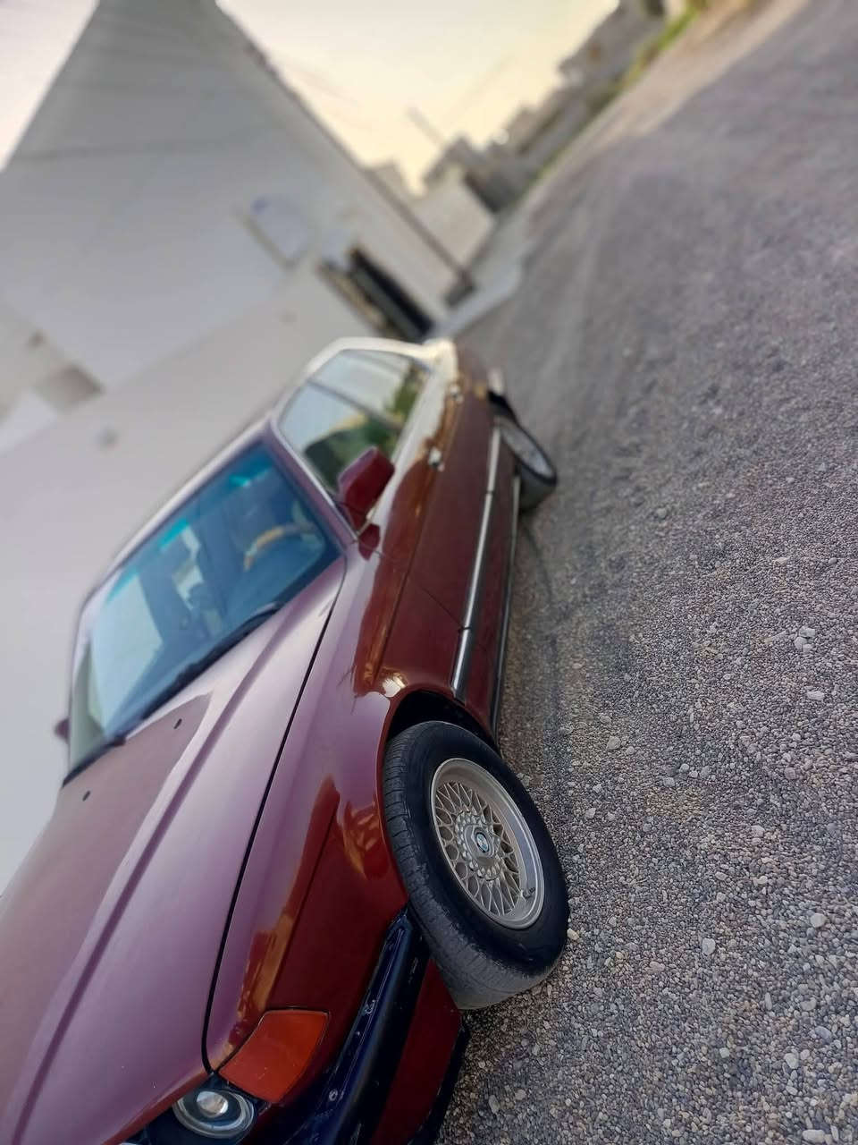 سلام عليكم للبيع بي ام حجم 730 موديل 92 سياره جاهزه كهربائيات من دعاميه لدعاميه على وضع الشركه وشغالات كير ومحرك فول وشرط تبريد ويه السويج صدر امامي خلفي جديد سياره مال بيت مامتعوبه مصبوغه حزام فقط لجماليه سنويه لل 28 رقم انبار تحويل مباشر بسمي مكاني صقلاويه الشهداء الثانيه السعر 55 ورقه وبيه مجال رقم صاحبه اني مكلف بلنشر ***********
