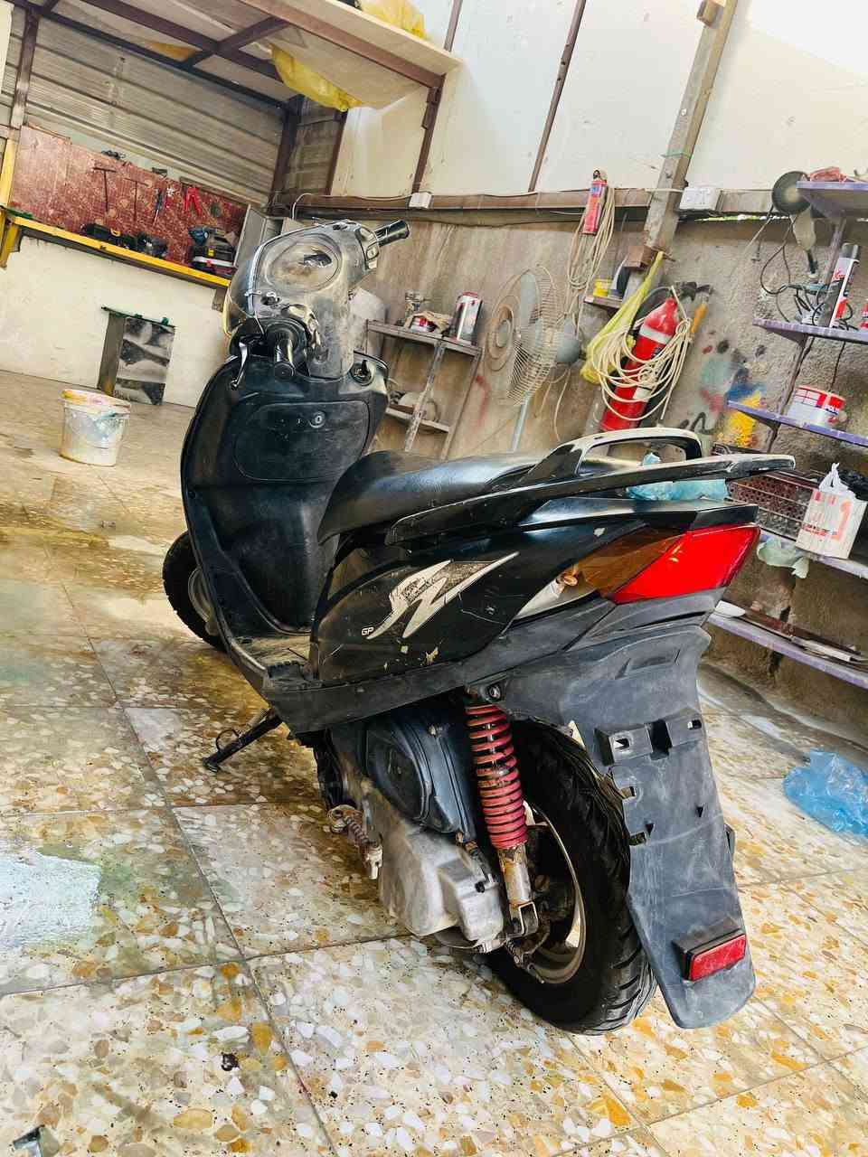 ماكس ١٤٠ للبيع كلهة شغالة سلف هندر نكرة اشاير كلوبات مكينة خرسة ما بيهة اي نقص تخم تاير جديد السعر ٣٠٠ التواصل *********** فقط واتساب
