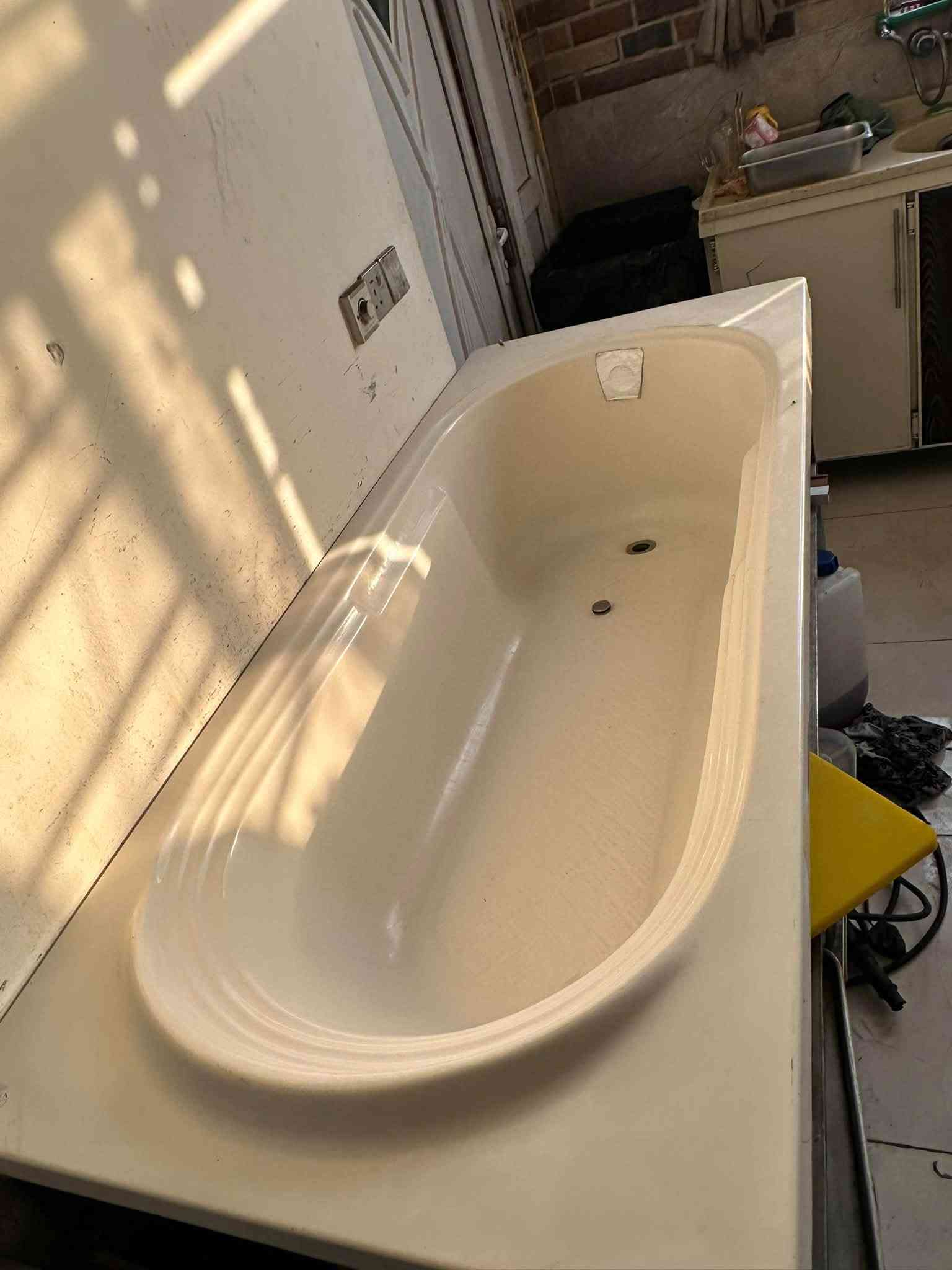 بيع أغراض مطعم جديدة ونضيفه كولش عنوان دورة البوعيثة الستفسار ***********
