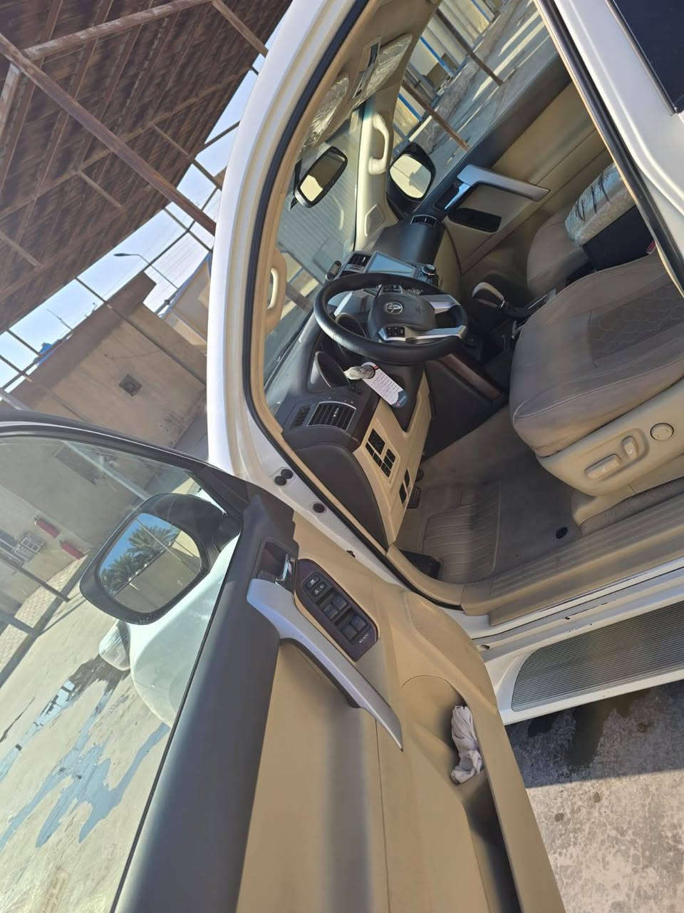 السلام عليكم للبيع برادو  vx فول مواصفات رقم بغداد كشنات تبريد زراك لايت بدون صبغ مكفوله موديل 2015 حساس امامي خلفي لايت زنون ٦ سلندر مكينه ٤٠٠٠ للستفسار *********** السعر ٣٣ الف $ بيها مجال بصيط
