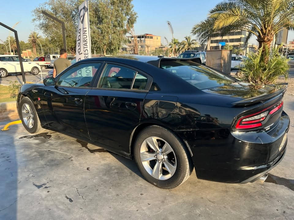 مراوس او بيع 
اتصل وتدلل 
جارجر 2015 sxt كندي اسود 
من امريكا كلين تايتل
بالعراق بيها جاملغ خلفي ايمن صبغ 
وبيها شوية من الجاملغ الخلفي الايسر بارد  
سيارة جديدة وكاملة ولا كلوب بيها مشتغل وسيارة ما مشتغلة على خط على ايدنا من جتي من امريكا 
بدون معجون 
بدون ايرباك 
بدون حادث الصبغ اثر شخط 
ومواصفات ال sxt معروفة
السيارة ماشية 122 الف ميل
رقم سليمانية كاملة ما بيها اي نقص
صور السونر موجود
 ***********
