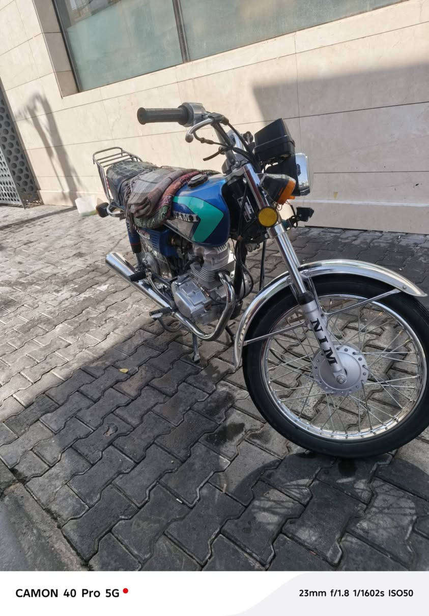 سلام عليكم دراجه اربعه كير مديل26وراق سكنر بسمي كهربائيات كلها شغاله كفاله عامه تجي يمي إذ بيه نقص تأخذه ابلاش  مكاني كربلاء حي الوفاه السعر 700الشري يتصل  ***********

نص مكتوب في الصور:
- CAMON 40 Pro 5G 23mm f/1.8 1/1649s ISO50
- CAMON 40 Pro 5G 23mm f/1.8 1/1602s ISO50
- CAMON 40 Pro 5G 23mm f/1.8 1/1698s ISO50
- CAMON 40 Pro 5G 23mm f/1.8 1/855s ISO50
- CAMON 40 Pro 5G 23mm f/1.8 1/1387s ISO50
- CAMON 40 Pro 5G 23mm f/1.8 1/998s ISO50
- CAMON 40 Pro 5G 23mm f/1.8 1/1558s ISO50
- CAMON 40 Pro 5G 23mm f/1.8 1/1497s ISO50