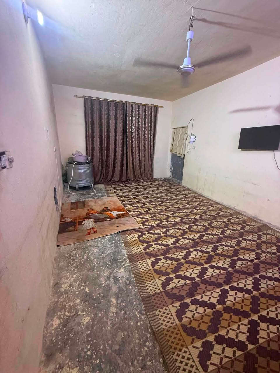يالله
دار سكني طابو زراعي سند ٢٥
الموقع حي بابل الزراعي طريق الحولي الجديد يبعد عن الشارع الرئيسي ٥٠ متر شارع فرعي ٨ متر
المساحة ١٣٠ متر 
السعر ٣٤ مليون
يحتوي على غرفة وصاله ومطبخ وصحيات خارجيه

للاستفسار الاتصال على ***********
او زيارة مكتب عقارات الاخوين الواقع في شارع المواكب
