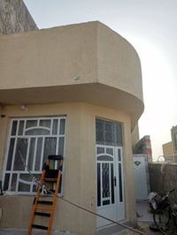 دار للبيع • ١٠٠م • بناء نظيف