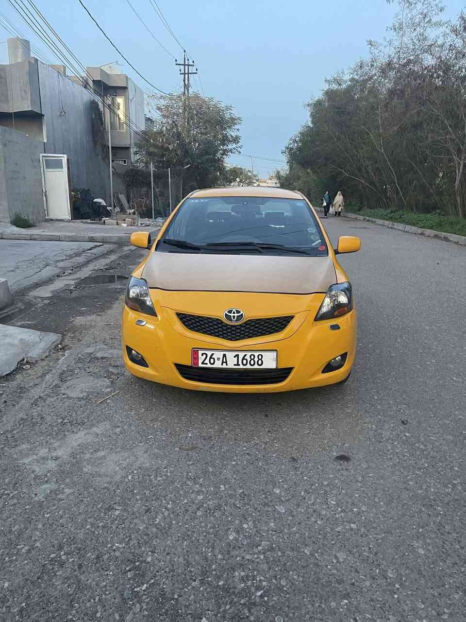 يارس موديل ٢٠٠٩ للبيع رقم صلاح الدين بسميبانزين بيها صدر جديد سعرها ٧٨وبي  مجال قليل سنوية مشروع وطني ورقم انكليزي صررها باب السكن وتكمة الباب وقبق صندوق مبدل محرك قبل شهر شديت جديد تخم تاير جديد ويل كروم وبطاقة رقم موبيل ***********
