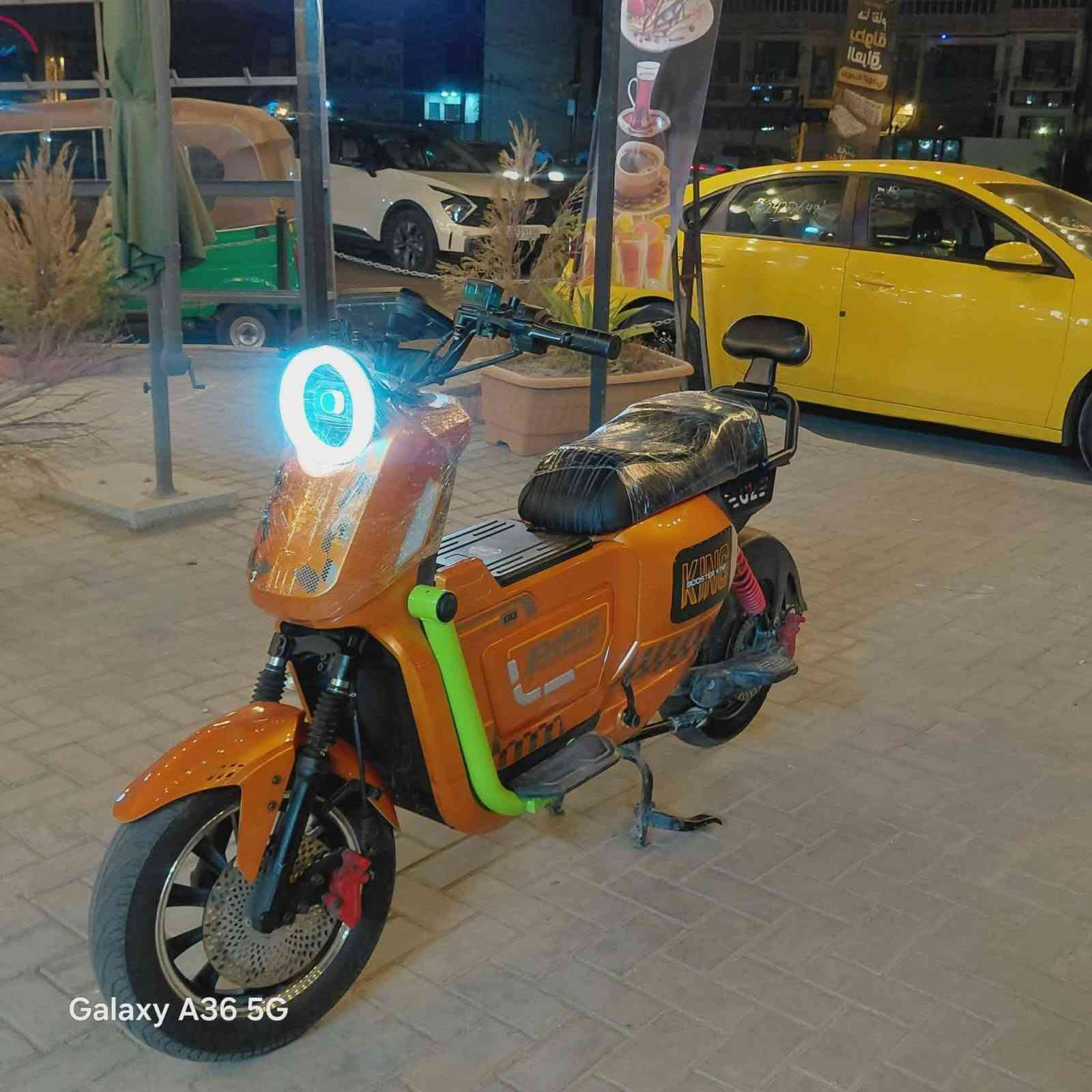 سلام عليكم دراجه شحن F3 للبيع خمس بطاريات ملف 
2000سرعه 75حقيقي عقل رياضي سعر 550 وبيه مجال مكان بغداد الدوره الرقم ***********

