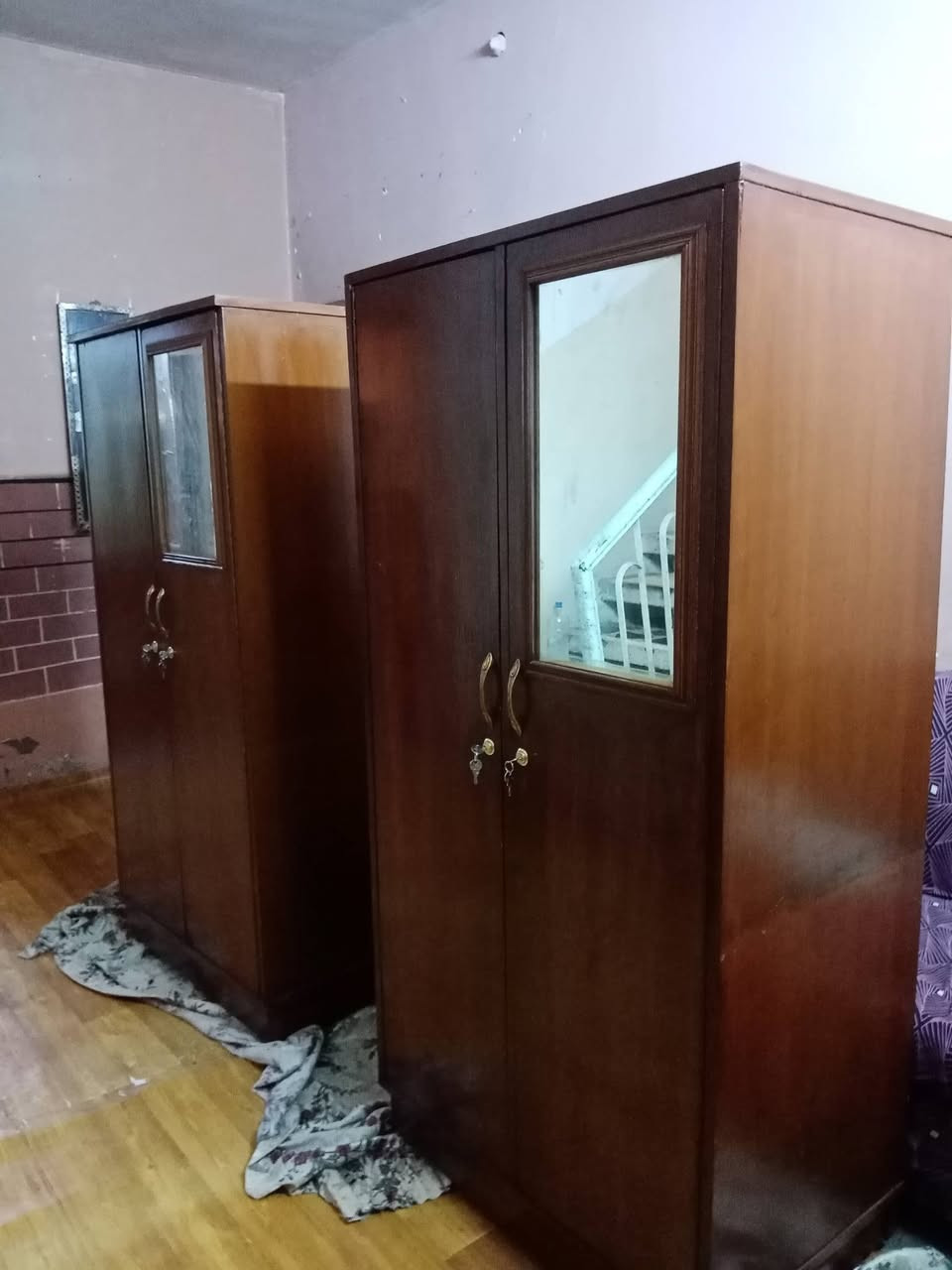 كناتير بابين.. جرابي نفر مع كومدي. توج زان دمياطي شغل ثكيل درجه اولى.. ***********.
