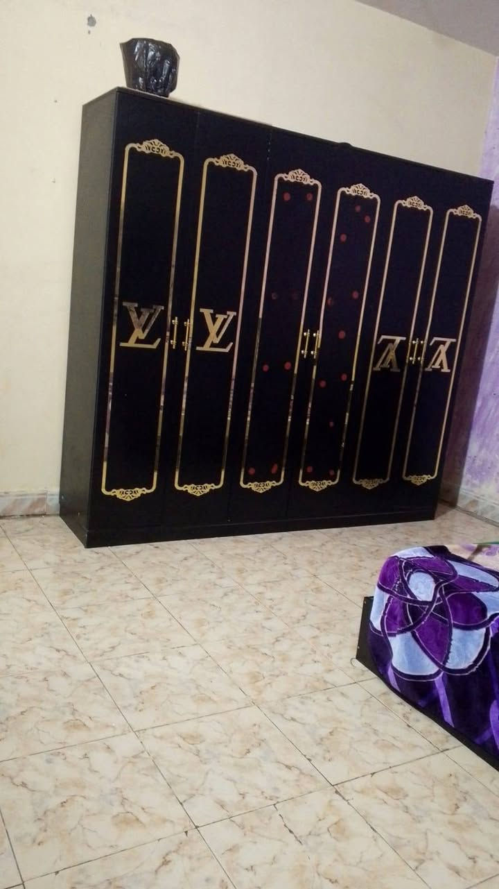 غراض بيت للبيت  اسعار مناسبه
مكان الزبير .دور الضباط 
رقم صاحب الغراض 
***********
***********
