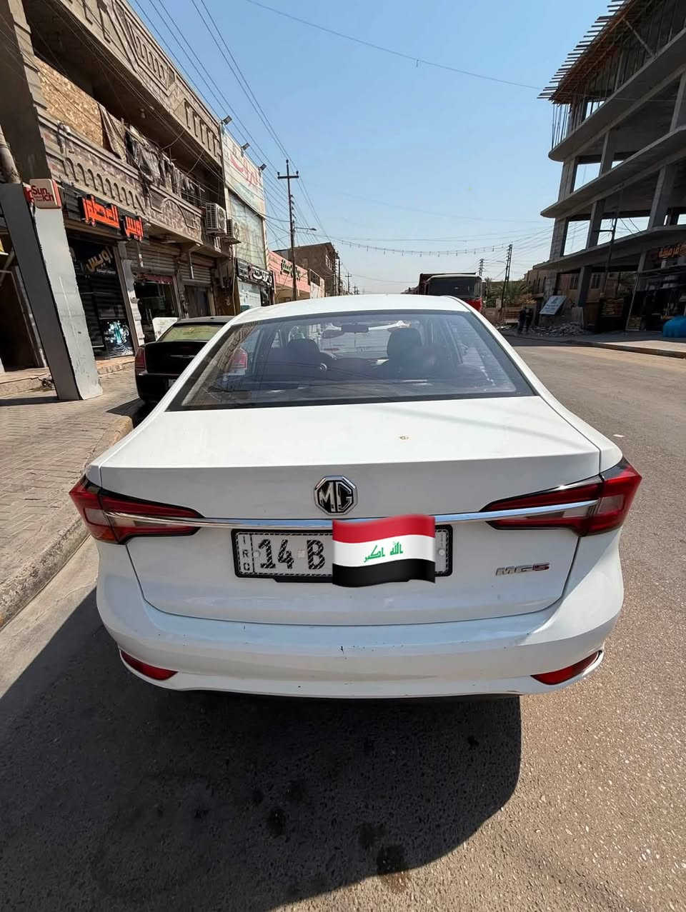🚘 للبيع MG 5 موديل 2022
📍 بغداد معوقين باقيلها سنتين اسويلك وكالة عامة بالسيارة 

🛣️ الممشى: 99 ألف كم

🎨 صبغ قطعة وحدة فقط

💰 السعر: 76وبيها مجال 

📞 للتواصل: *********** 

السيارة تشغل وتطلع كاملة مكملة مابيها اي نقص
