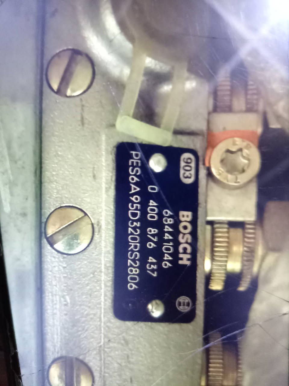 للبيع بم ديزل فالميت 150 حصان الأصلي وكالة 🔥
النوع: BOSCH أصلي + SisuDiesel Genuine Part
الرقم: PES6A 95D320 RS2806
الكود: 0 400 876 437 / 68441046
الموديل: يرهم على فالميت 8400 / 8050 / 8100 - 6 سلندر تيربو 150 حصان (محرك 74 CTA)

المواصفات:
✅ أصلي 100% شركة مو تجاري ولا مجدد - الليبل الأزرق SisuDiesel الأصلي مال فنلندا
✅ جديد لنگ بالكارتون، فيت بم بوش أصلي راكب عليه
✅ ما مفتوح ولا مصلح، مال وكالة
✅ يجي ويا ضمان فحص

السعر: 2,500,000 دينار وبيه مجال للشراي

يوجد توصيل لكل محافظات العراق

للتواصل واتساب: ***********
